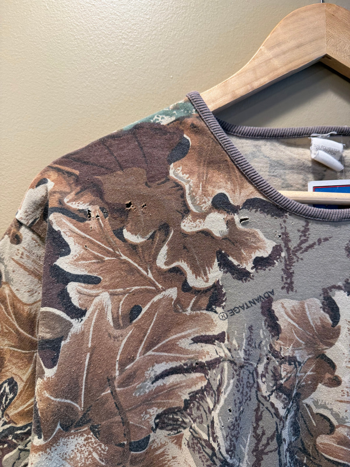 Vintage RealTree Advantage Camo T-Shirt- M