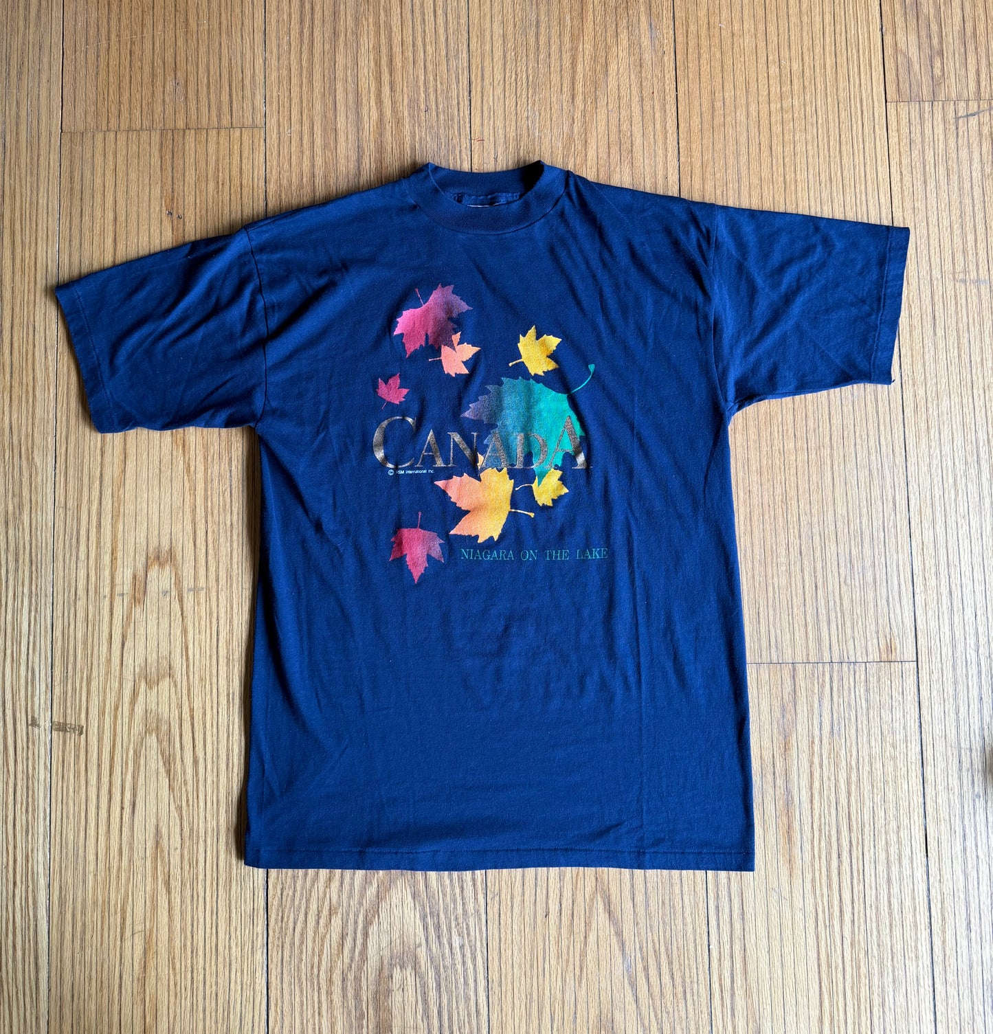 Vintage Canada Fall Autumn Leaves T-Shirt- M