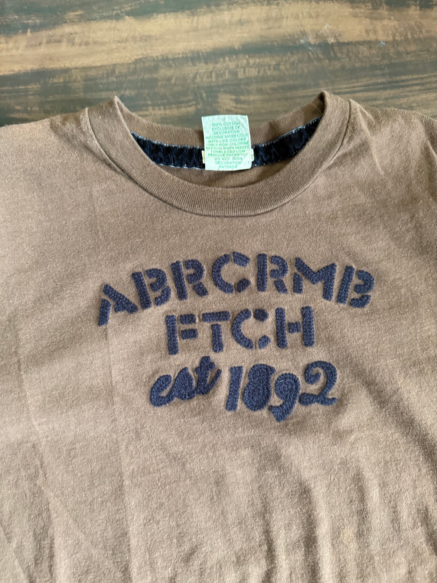 Vintage Y2K Abercrombie & Fitch Brown Muscle T-Shirt- M