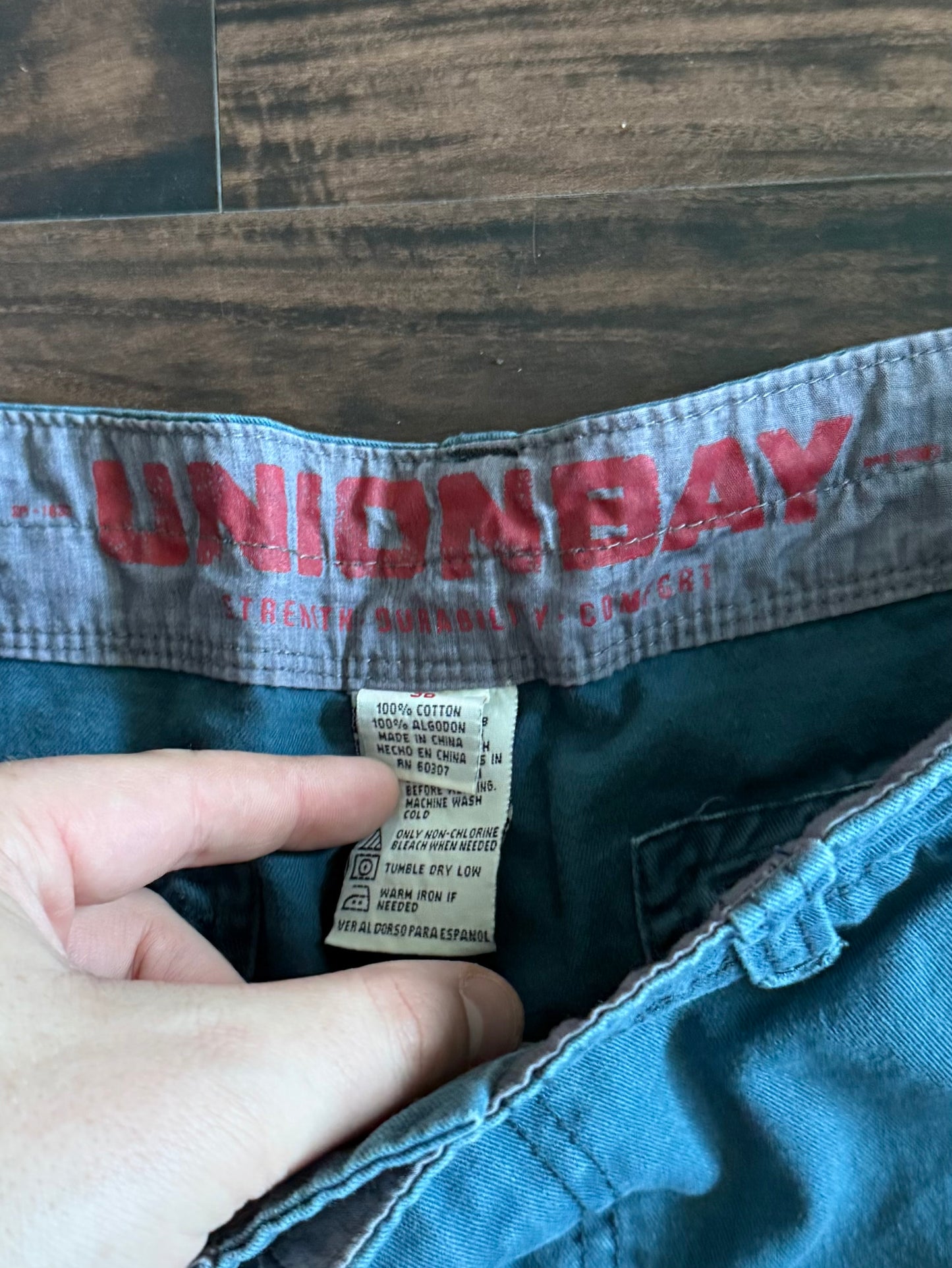 Vintage Y2K Union Bay Blue Cargo Shorts- 36