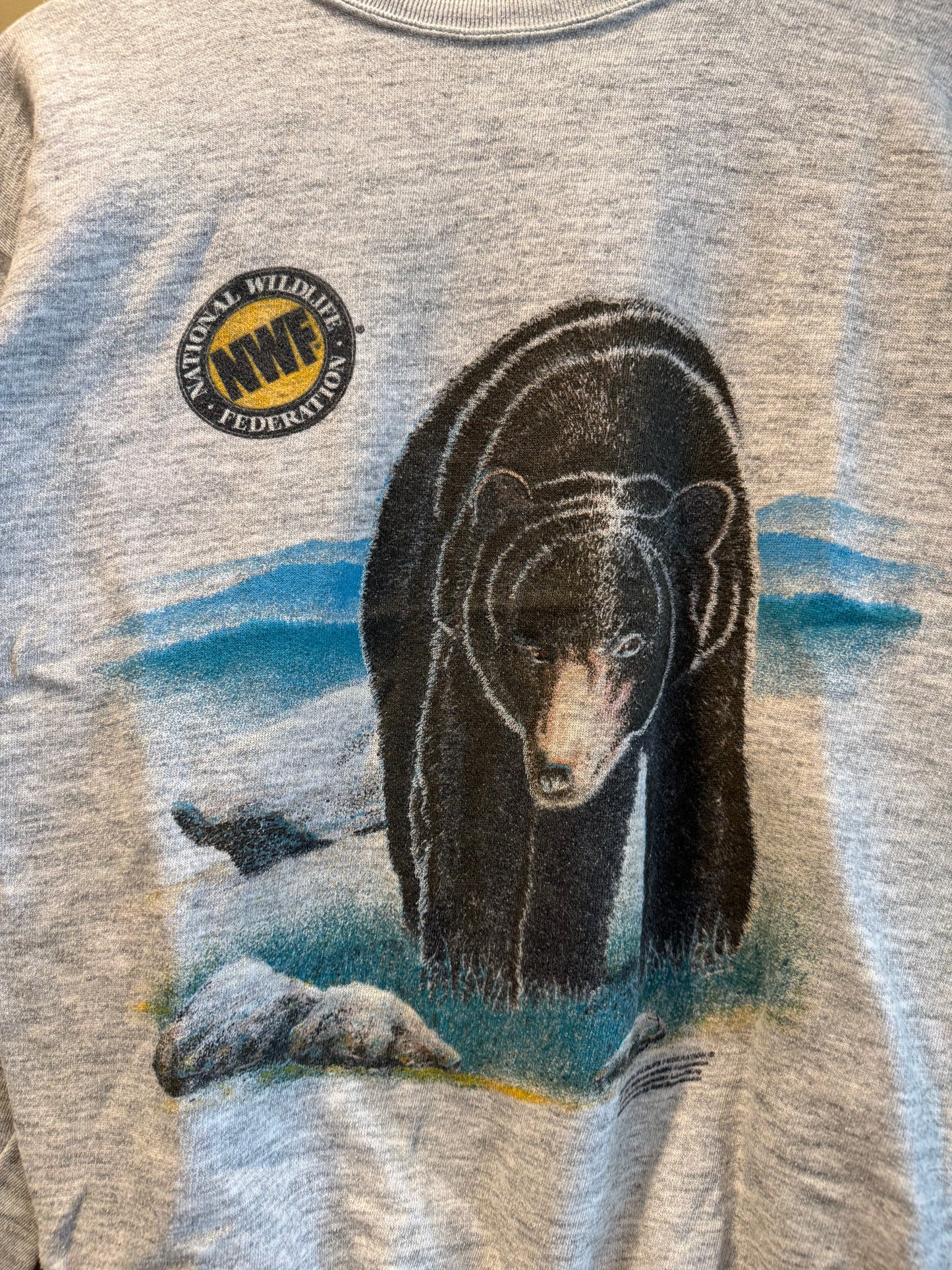 Vintage National Wildlife Federation Black Bear Gray Crewneck Sweatshirt- M
