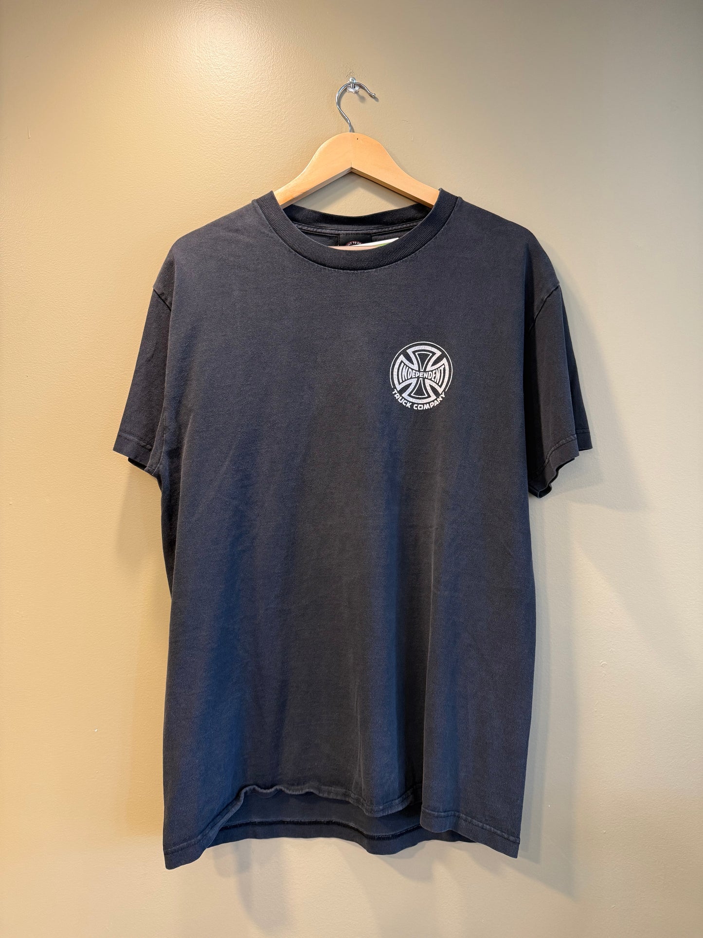 Vintage Y2K Independent Truck Company Black Skateboarding T-Shirt- L