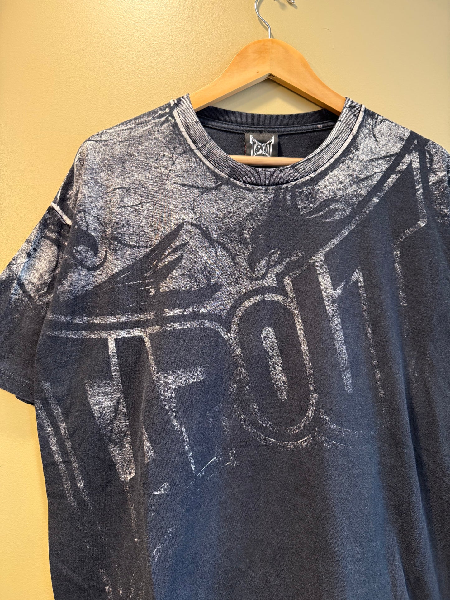 Vintage Tapout Big Print Black Eagle T-Shirt- XL