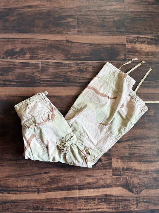 Vintage Military Camouflage Cargo Pants- 26x27
