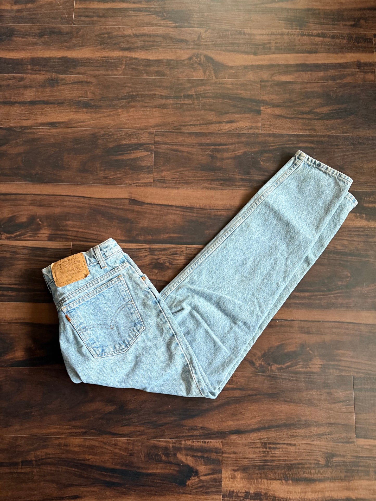 Vintage Levi’s Orange Tab Light Wash Denim Jeans- 30x30