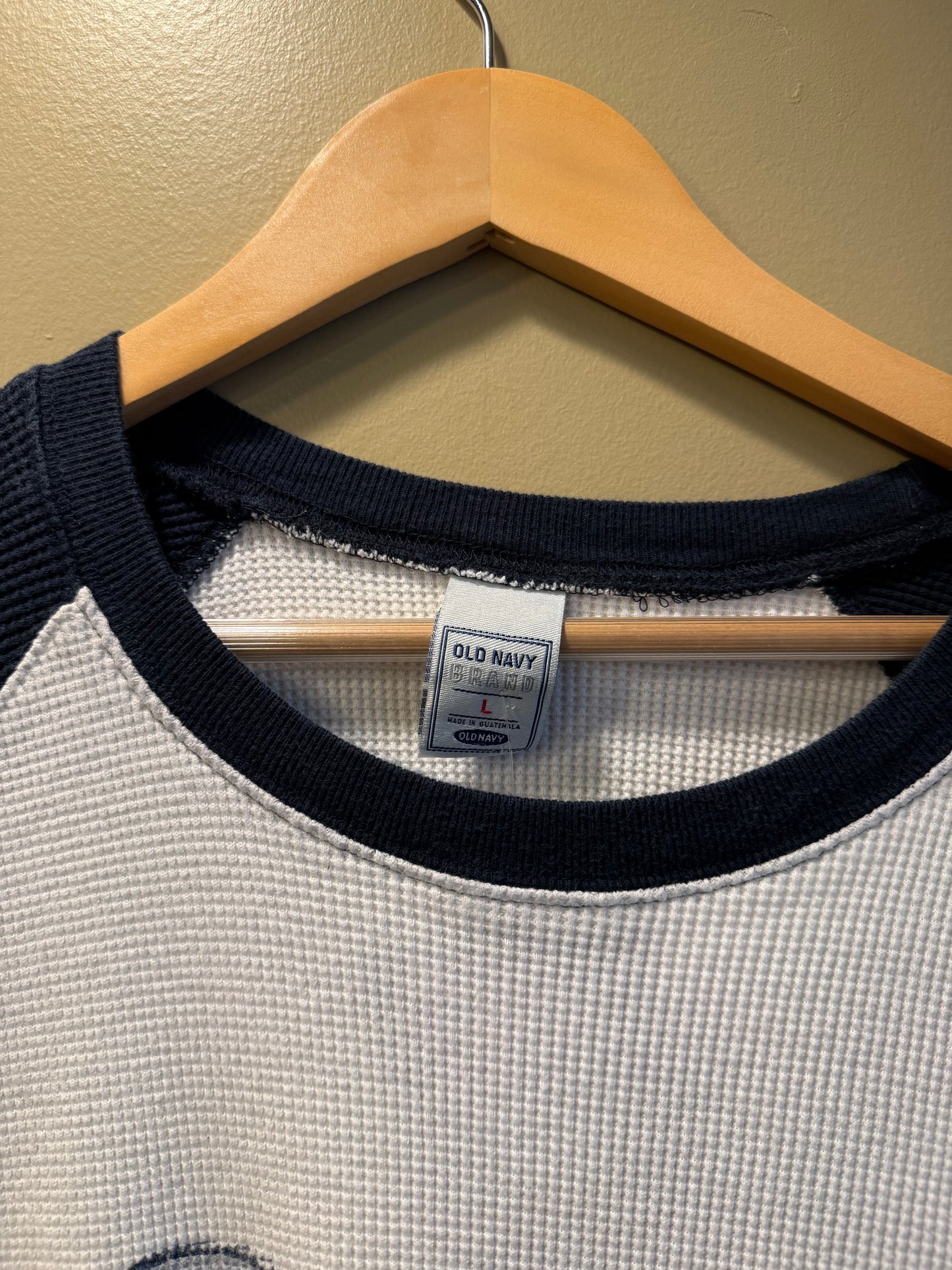 Vintage Y2K Old Navy Supply Co. Thermal T-Shirt- L