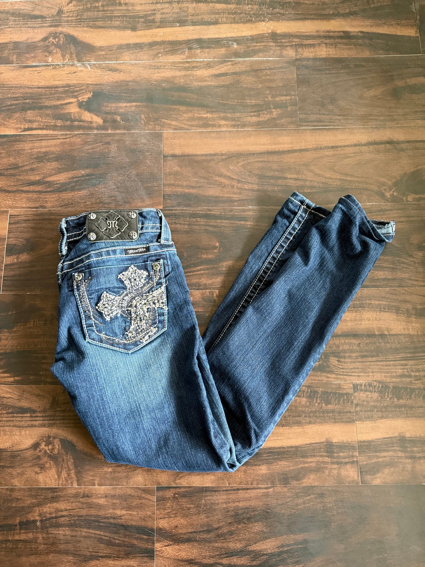 Vintage Y2K Miss Me Women’s Emblem Skinny Fit Jeans- 26x29