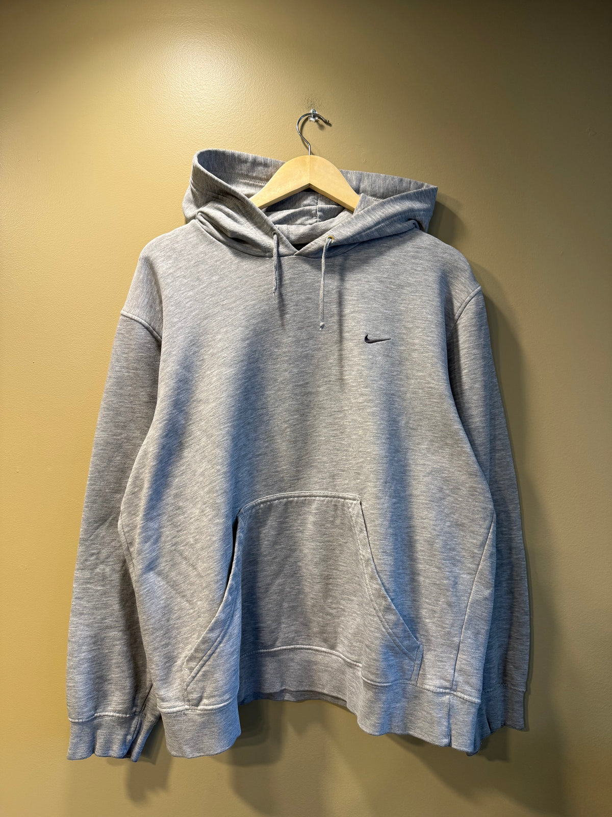Vintage Nike Gray Hoodie Sweatshirt- L