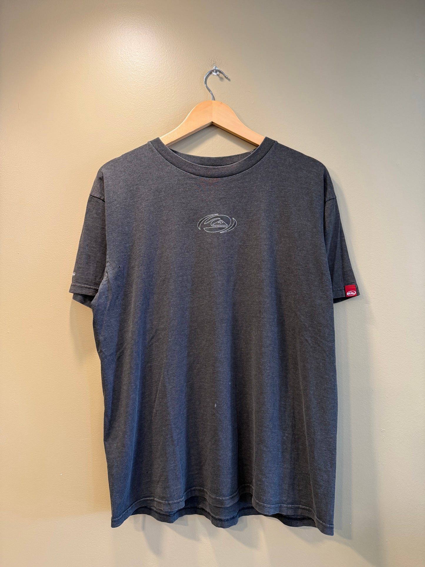 Vintage Quiksilver Surfwear Dark Gray T-Shirt- L