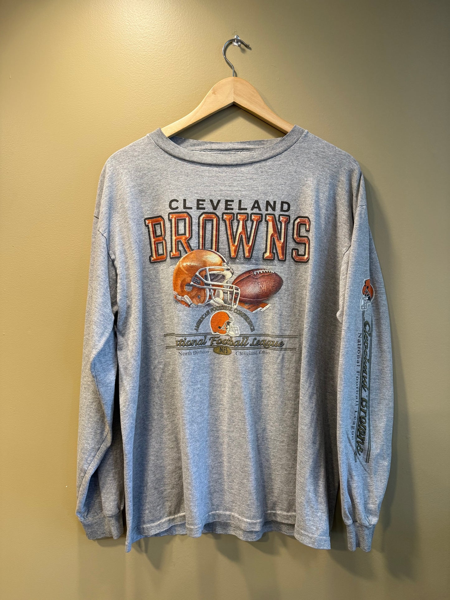 Vintage Cleveland Browns Long Sleeve T-Shirt- L