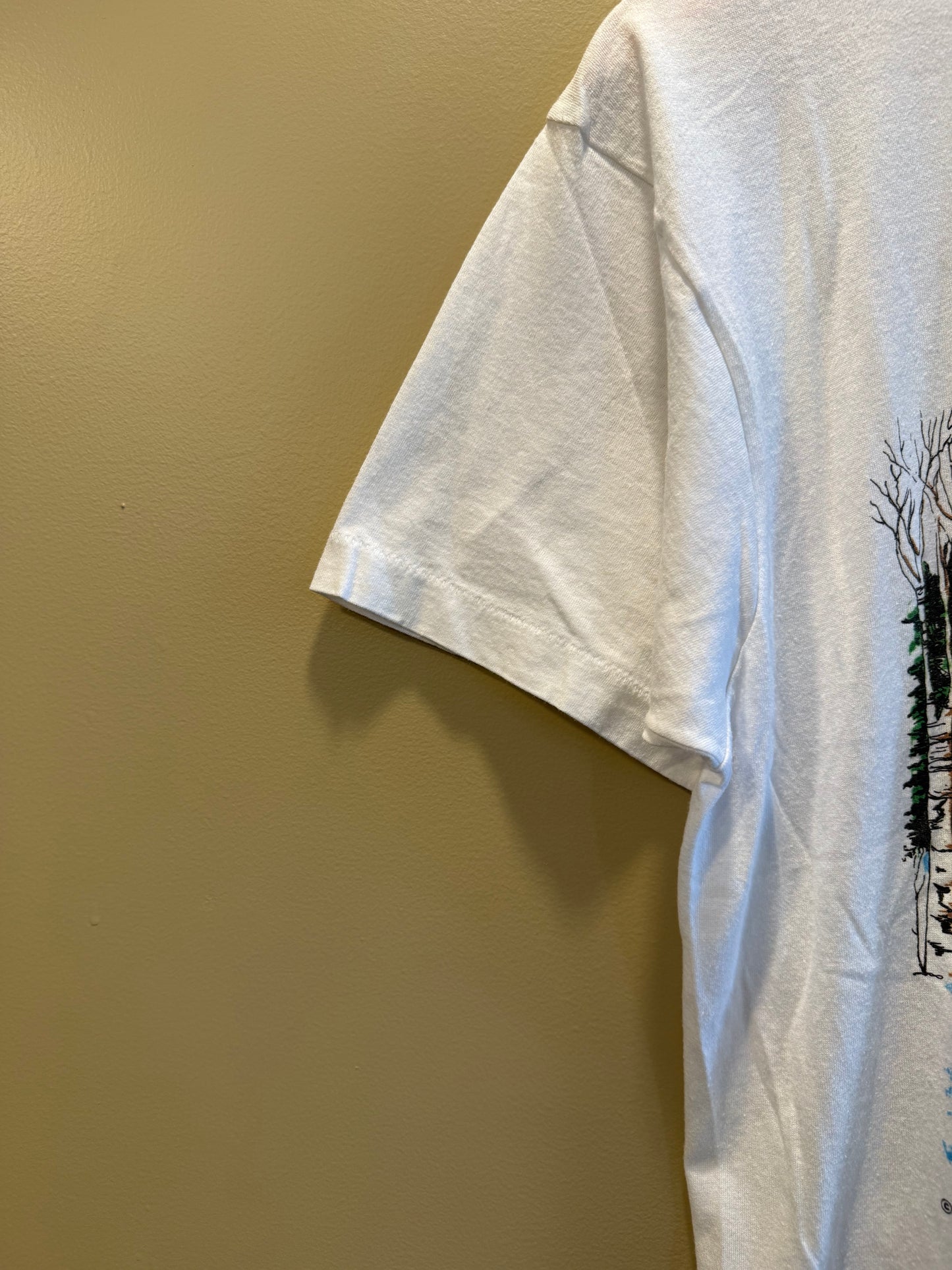 Vintage Pocono Mountains Deer Nature T-Shirt- M