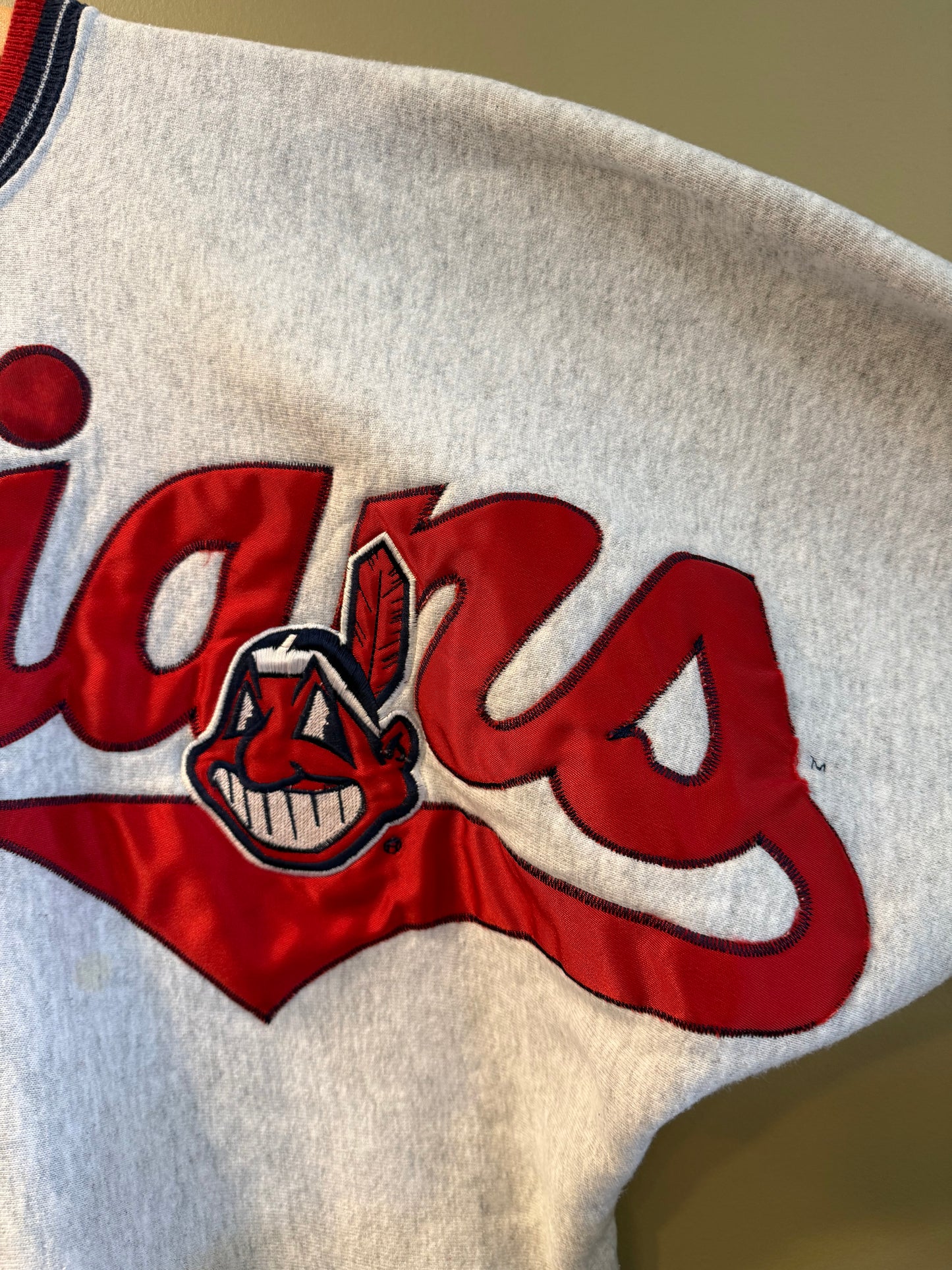 Vintage Legends Athletic Cleveland Indians Big Spellout Crewneck Sweatshirt- M