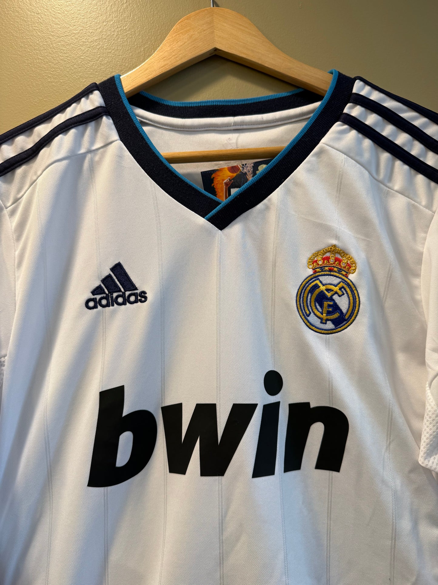 Vintage Real Madrid Mesut Özil Long Sleeve Soccer Jersey- M