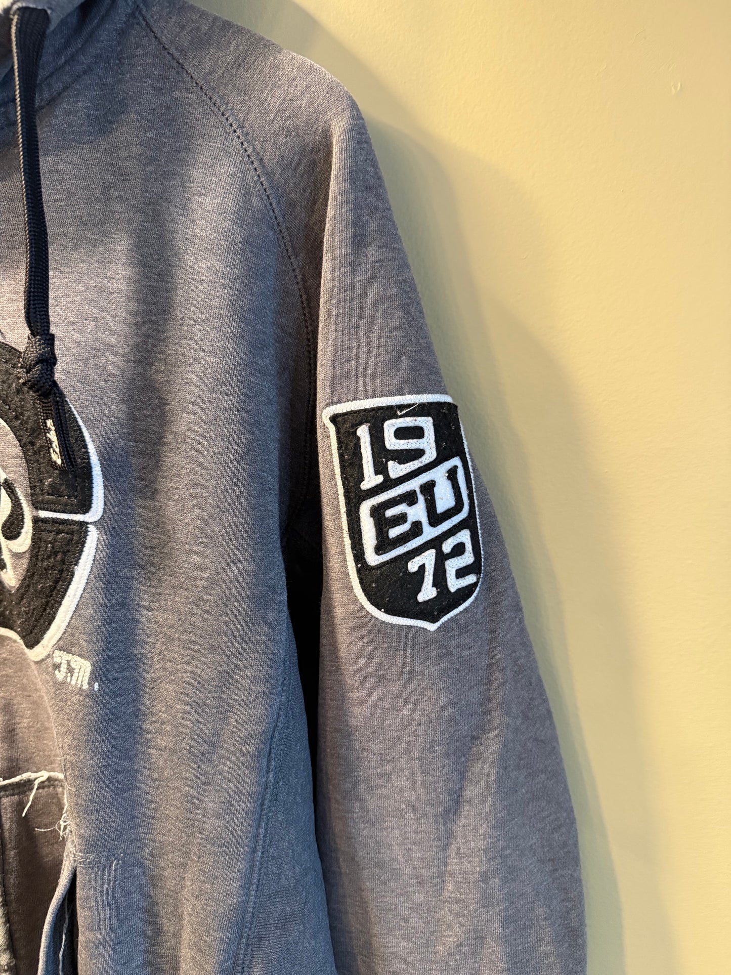 Vintage Ecko Unlimited Gray Zip-Up Hoodie Sweatshirt- M