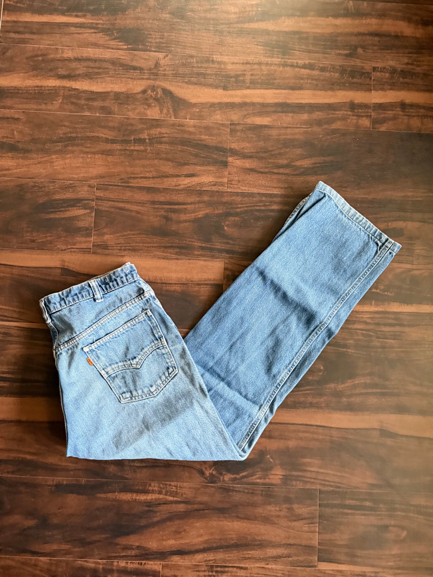 Vintage Levi’s Orange Tab Light Wash Denim Jeans- 33x31