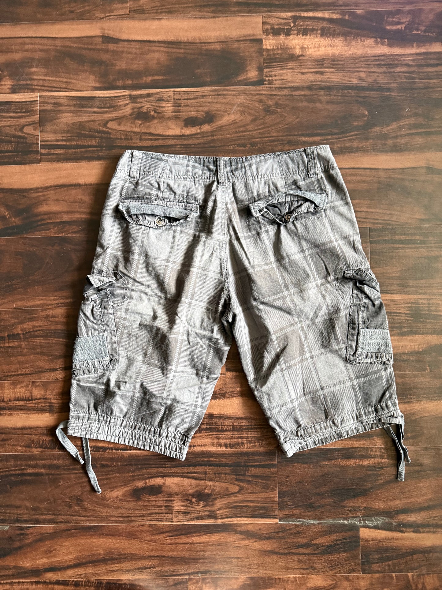 Vintage Urban Heritage Black Checkered Cargo Shorts- 34
