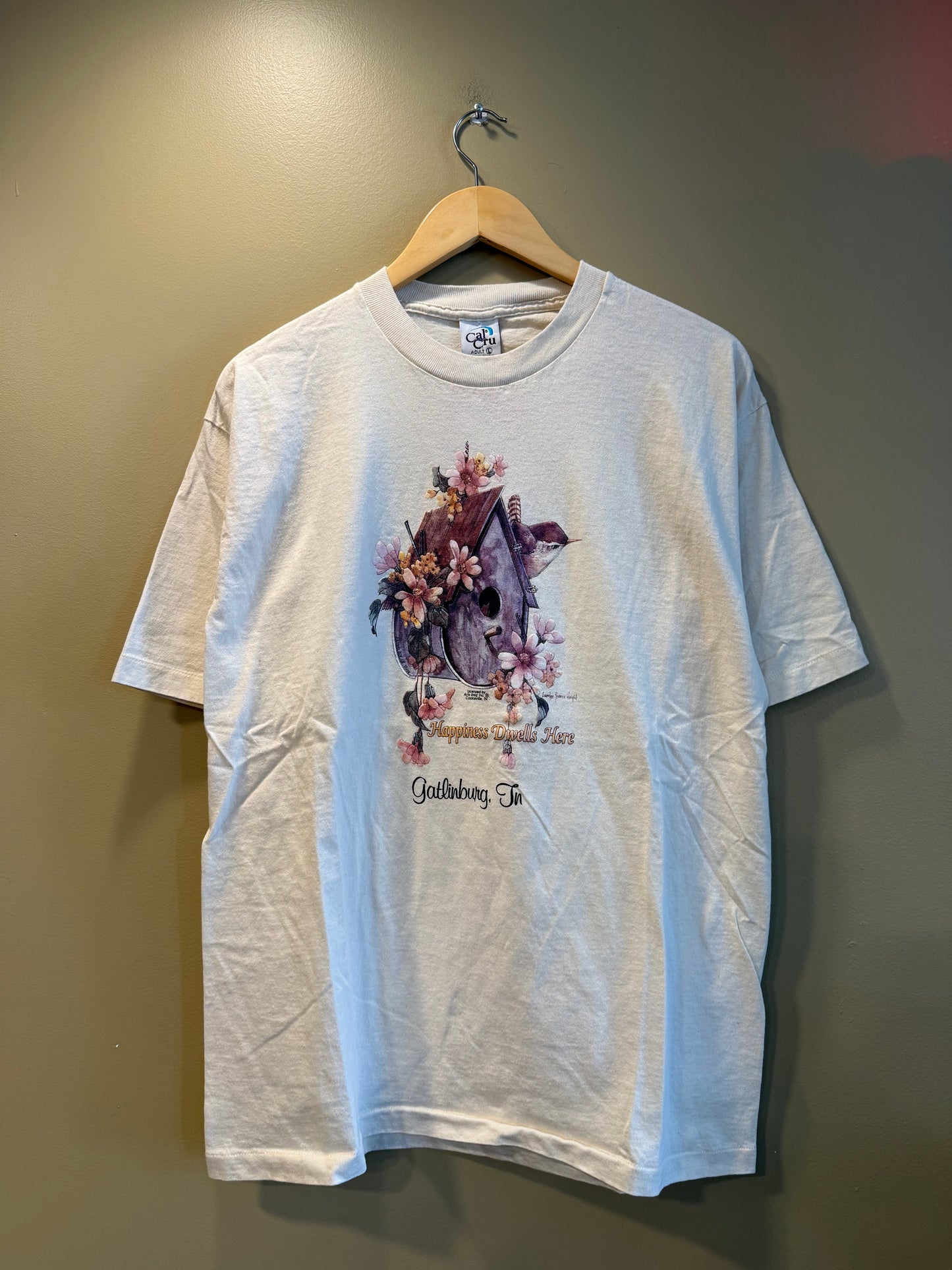 Vintage Bird House Gatlinburg Tennessee T-Shirt- L
