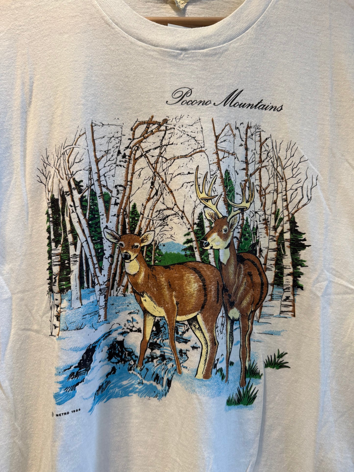 Vintage Pocono Mountains Deer Nature T-Shirt- M