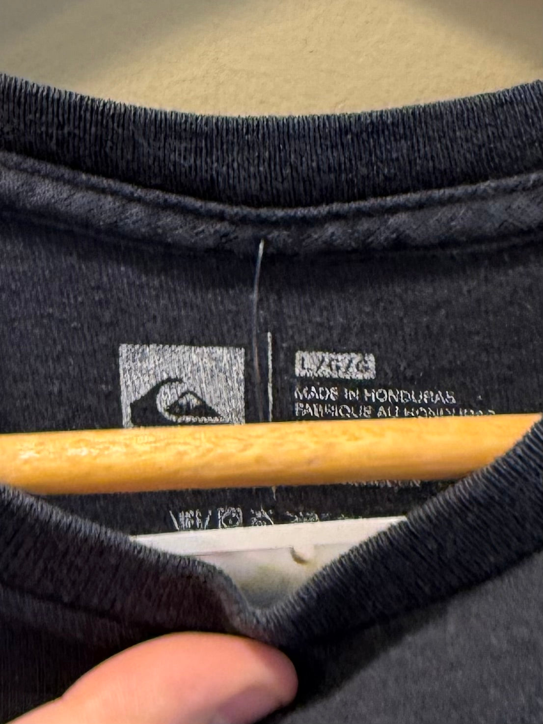 Vintage Quiksilver Circle Logo Black T-Shirt- L