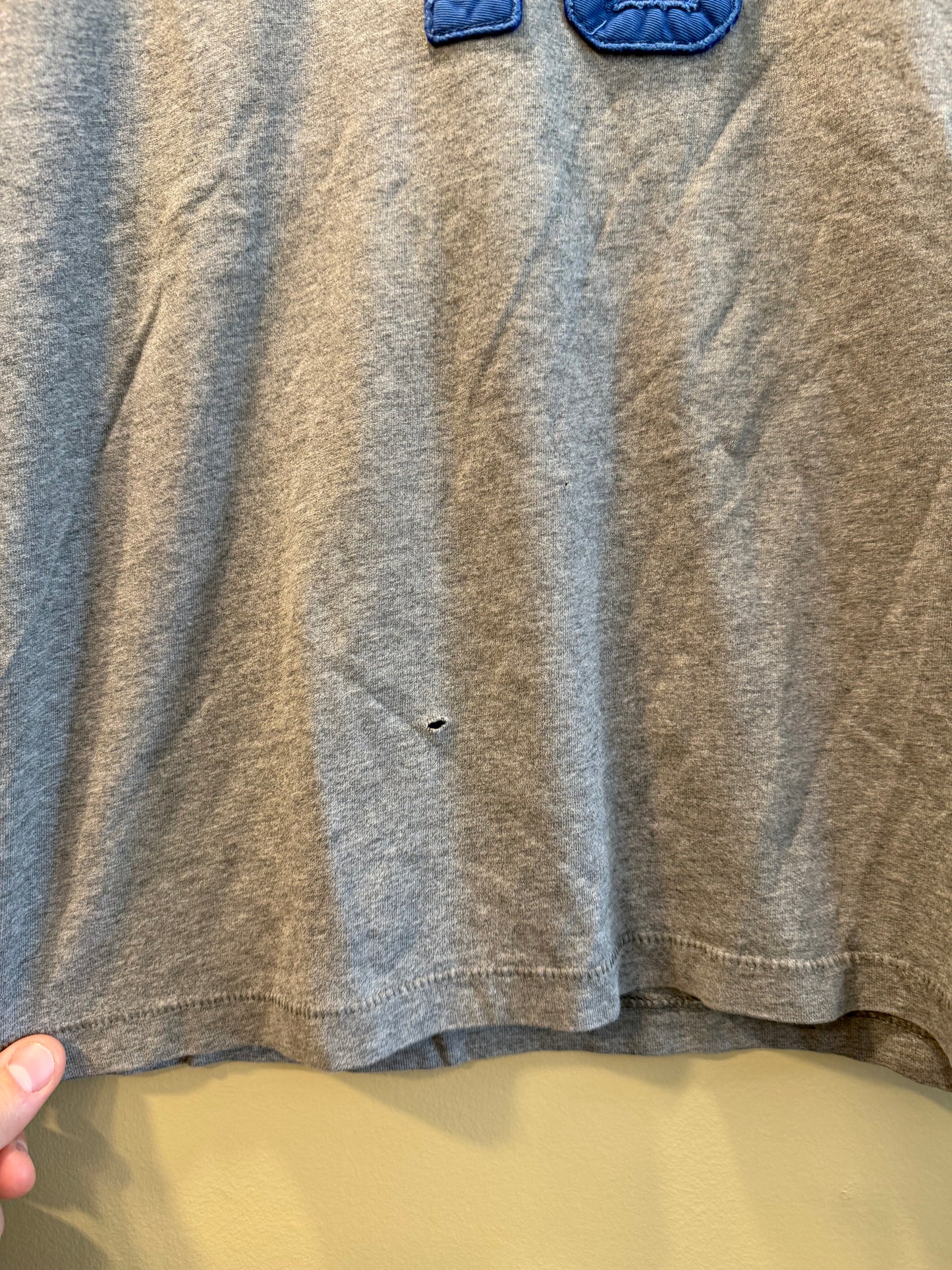 Vintage Abercrombie & Fitch Gray T-Shirt- S/M