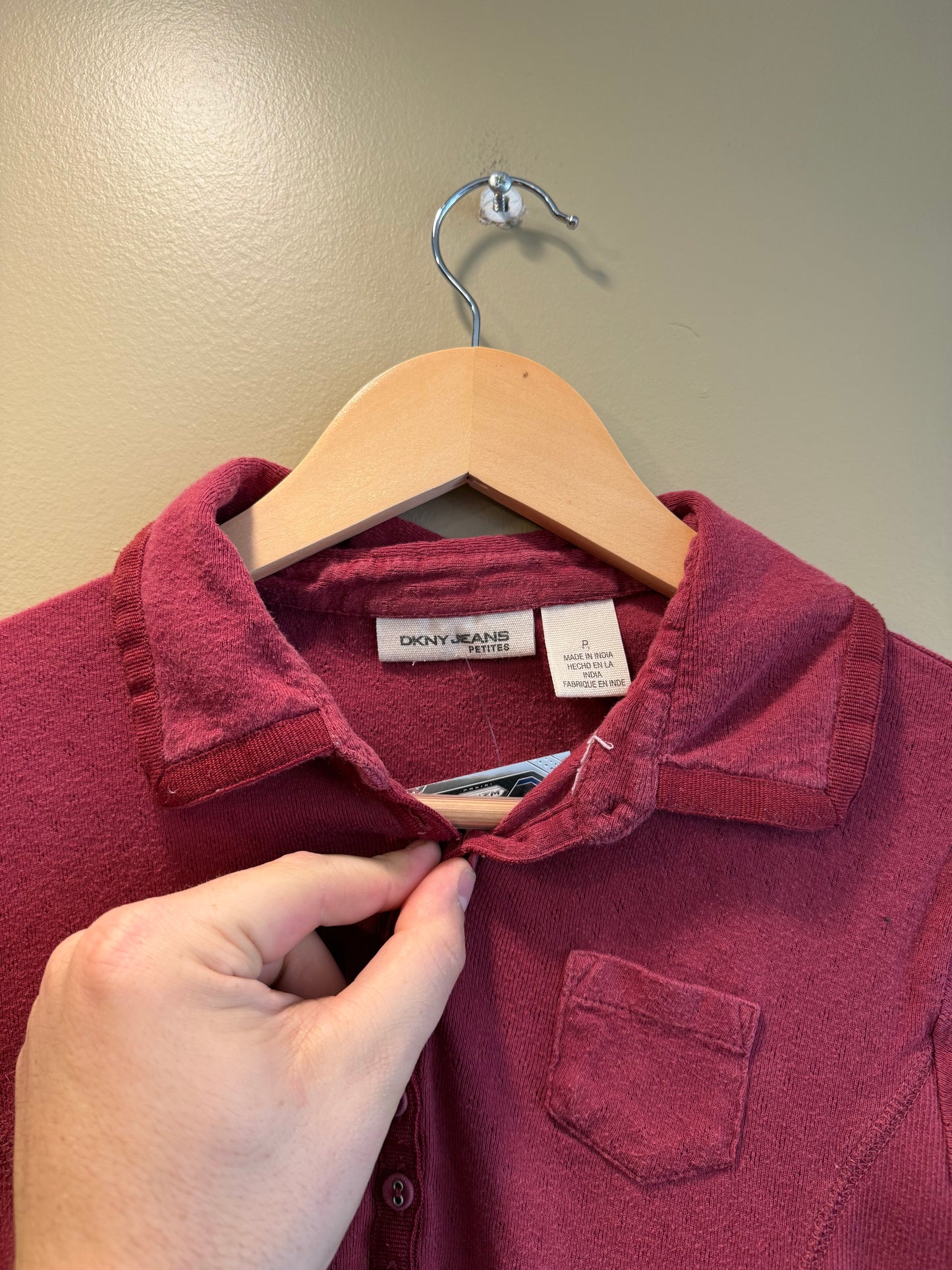 Vintage Y2K DKNY Red Button-Up Polo Shirt- M