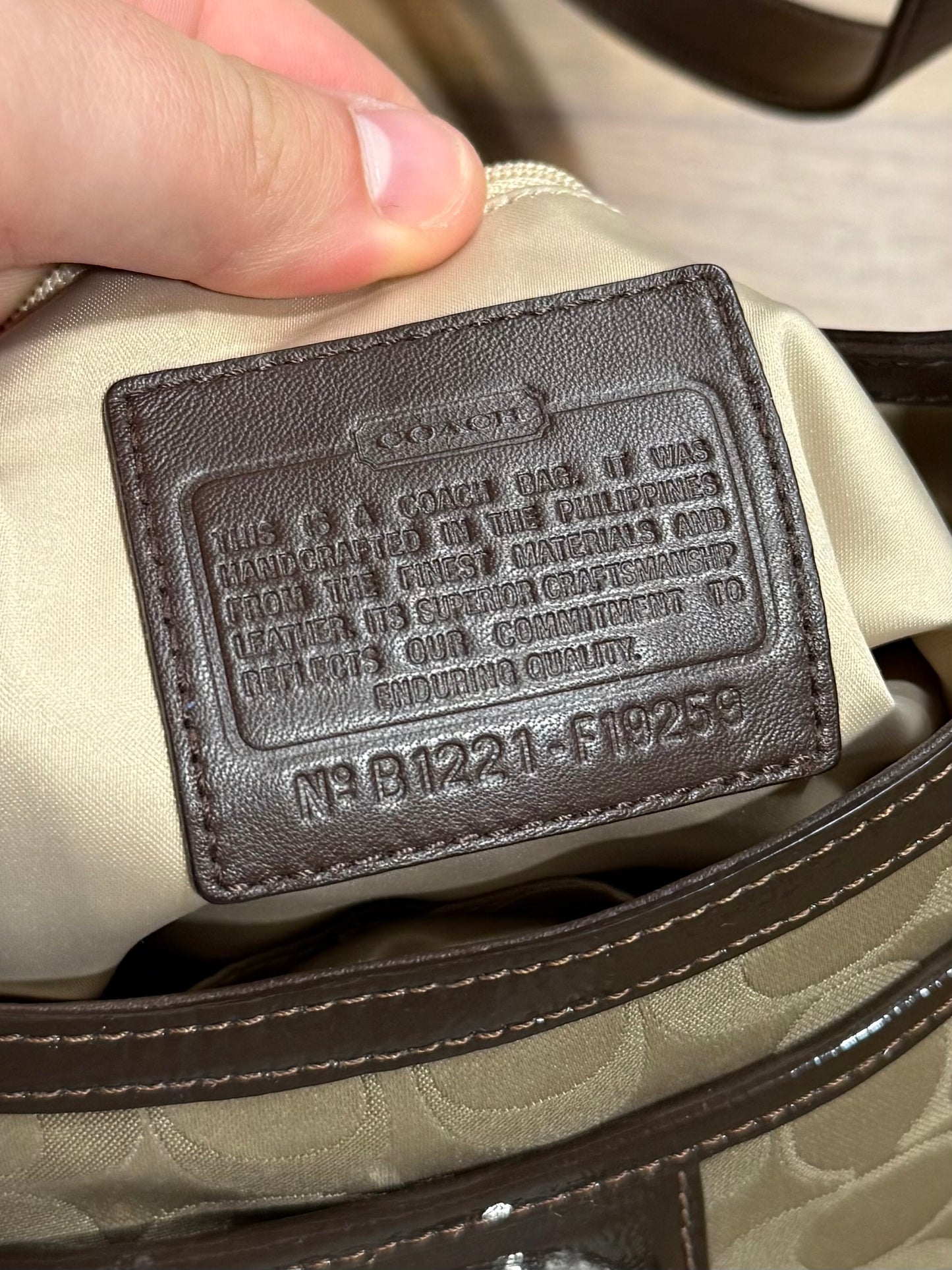 Vintage Coach F19259 Penelope Signature Hippie Crossbody Bag