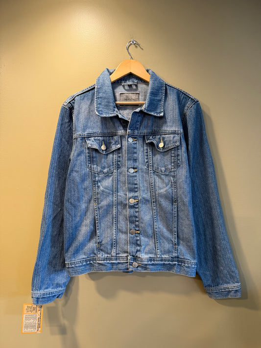 Vintage Alfani Light Wash Denim Jacket- S