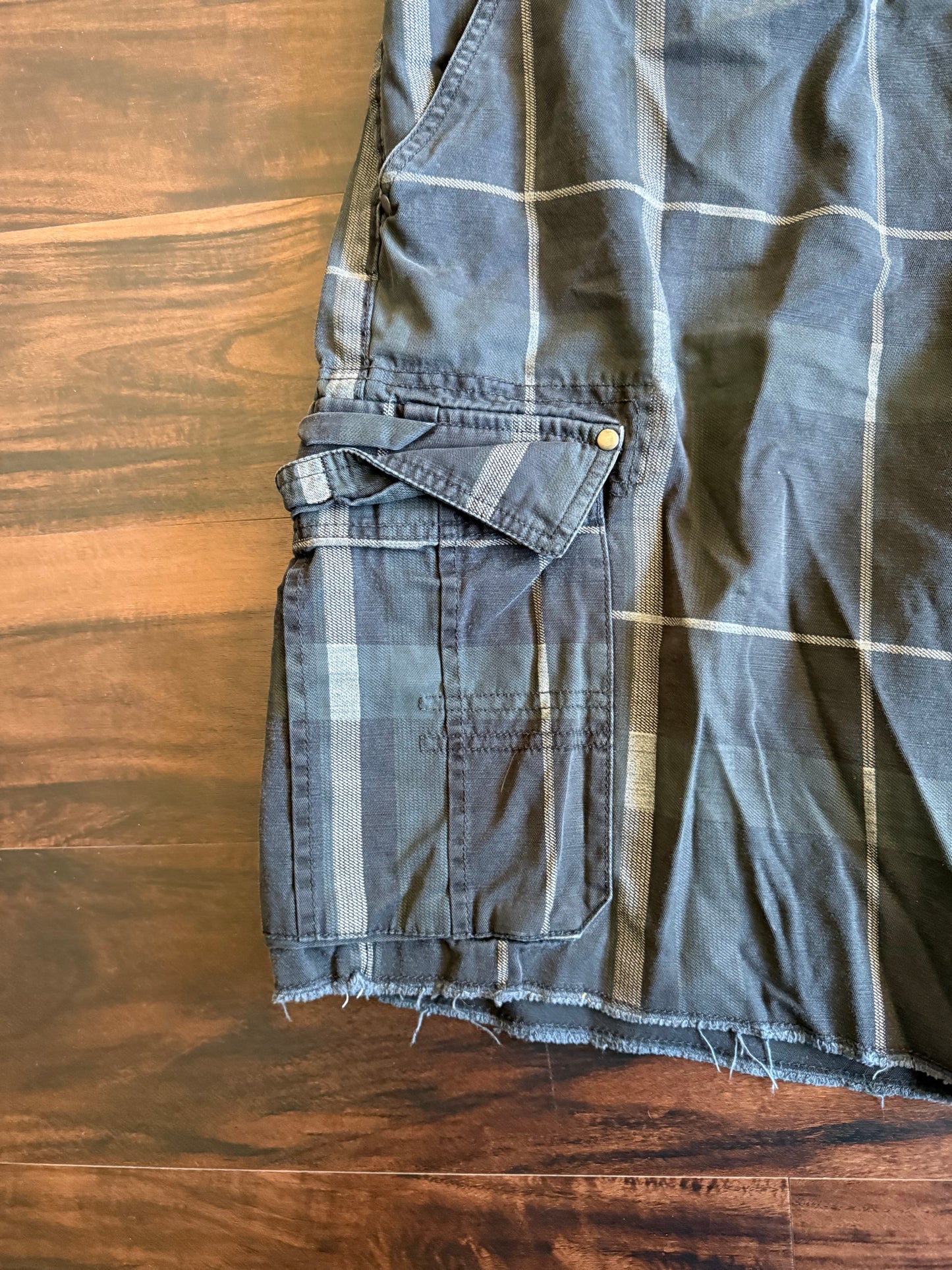 Vintage Y2K Ocean Pacific Baggy Fit Black Cargo Shorts- 42