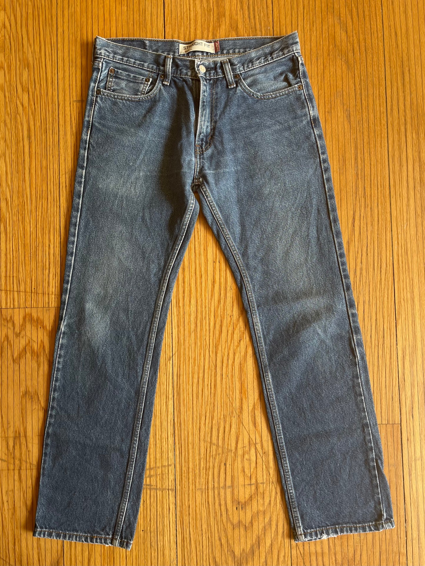 Vintage Levi’s 505 Distressed Denim Jeans- 32x30