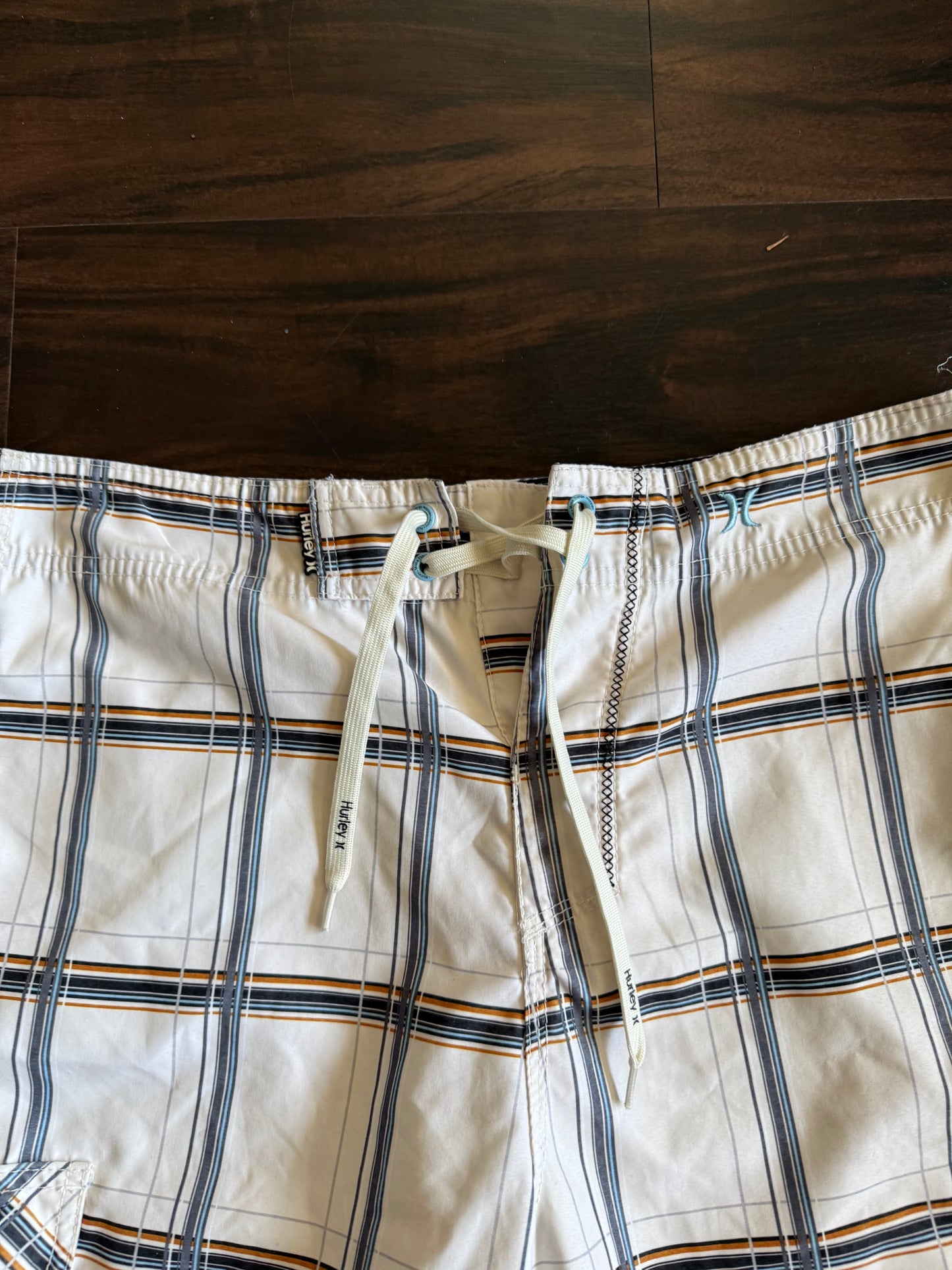 Vintage Y2K Hurley Checkered Tan Board Shorts- 34