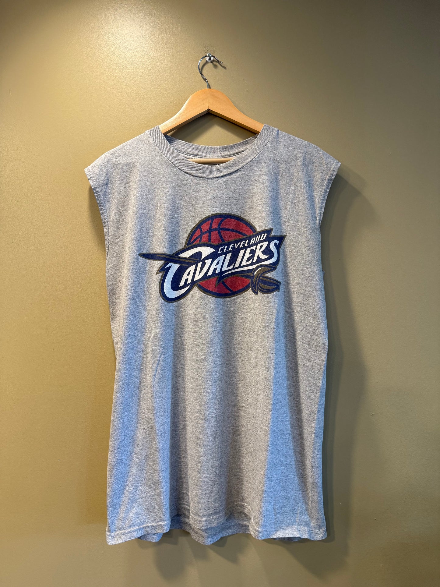Vintage Cleveland Cavaliers LeBron James Gray Tank Top T-Shirt- L