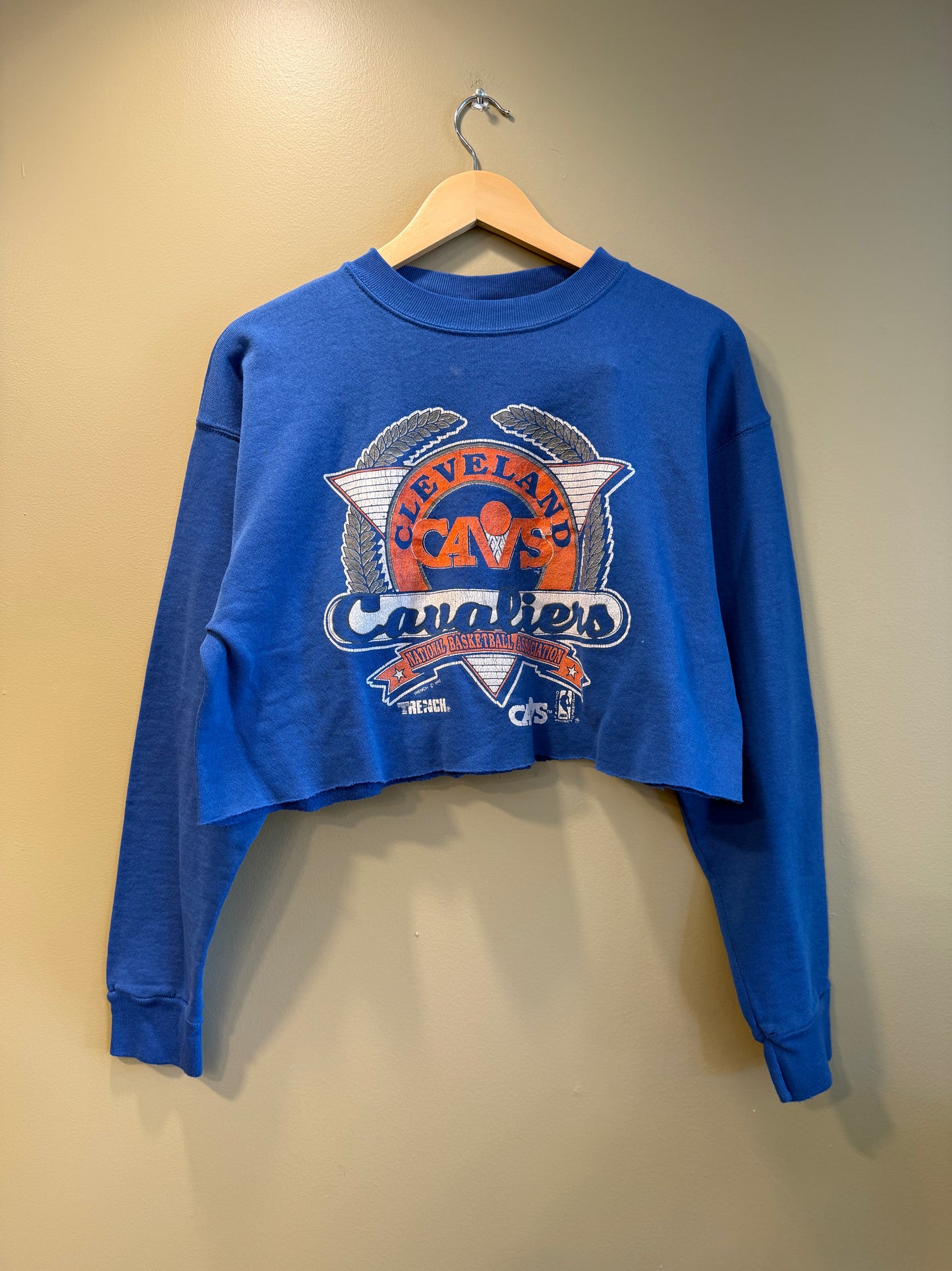 Vintage Cleveland Cavaliers Blue Cropped Crewneck Sweatshirt- L