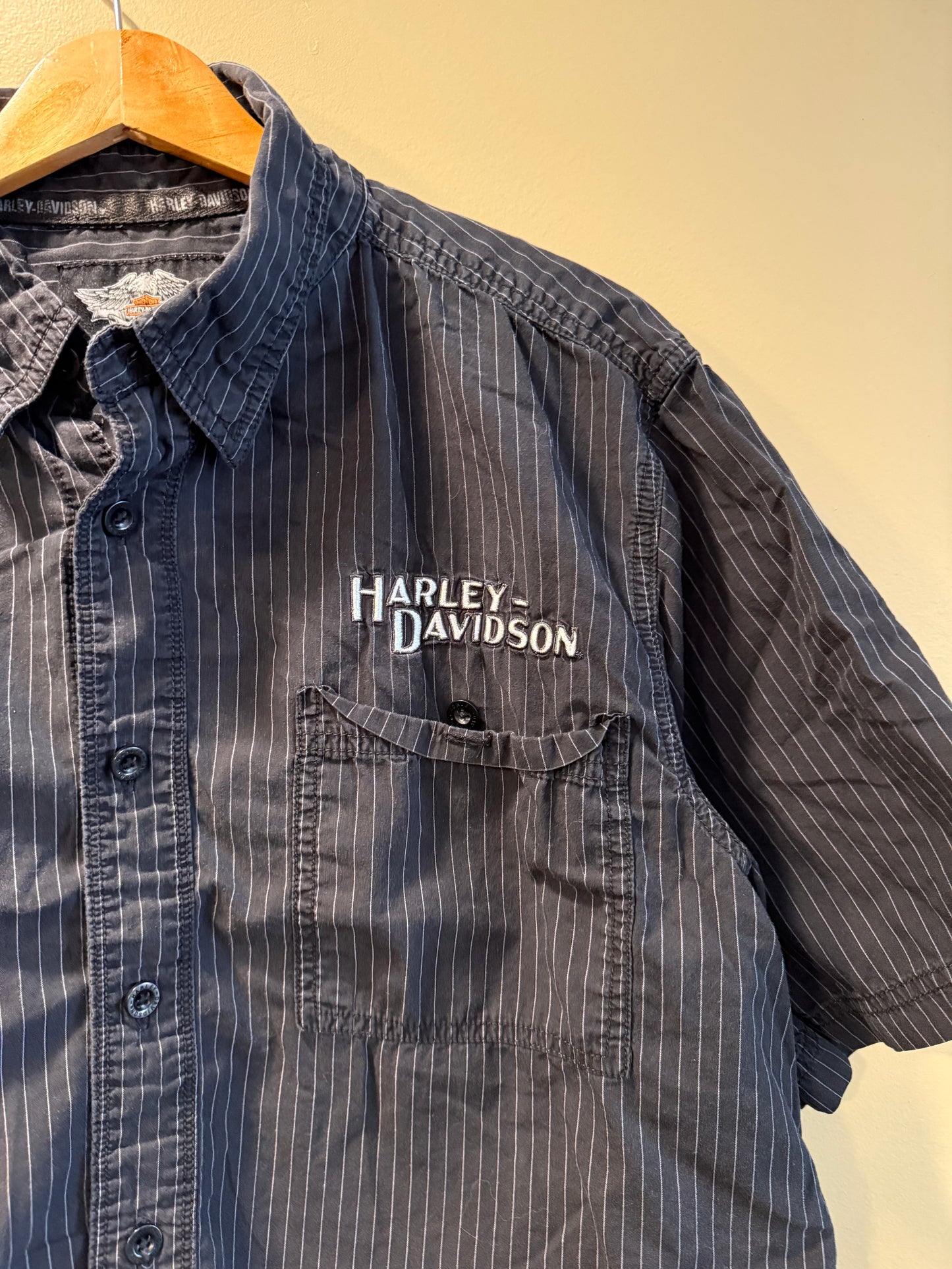 Vintage Harley Davidson Cropped Striped Button-Up Black Shirt- L