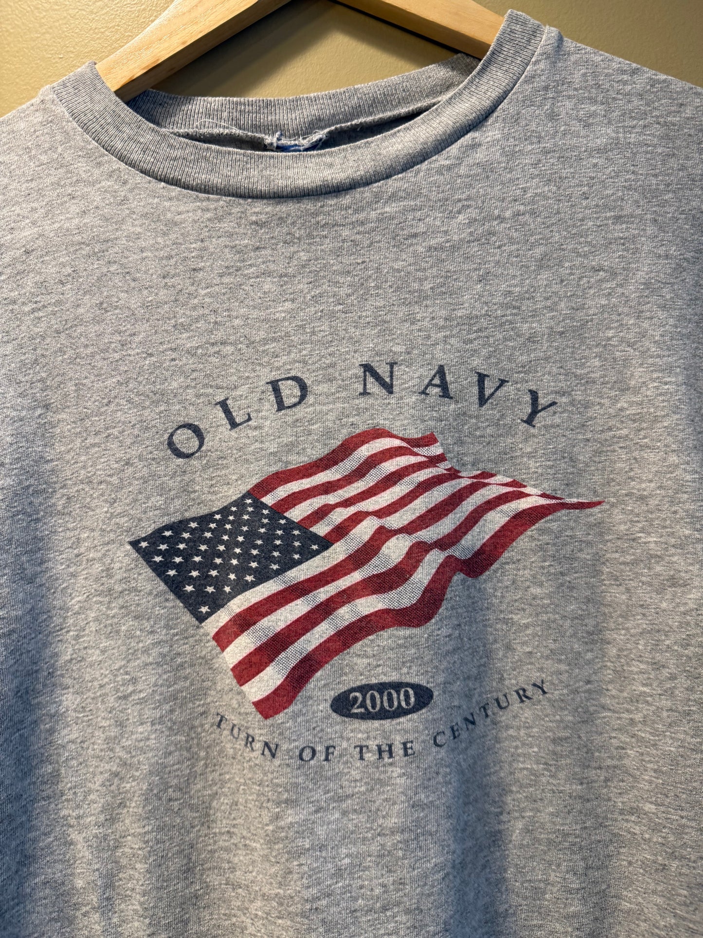 Vintage Old Navy 2000 American Flag Gray T-Shirt- L