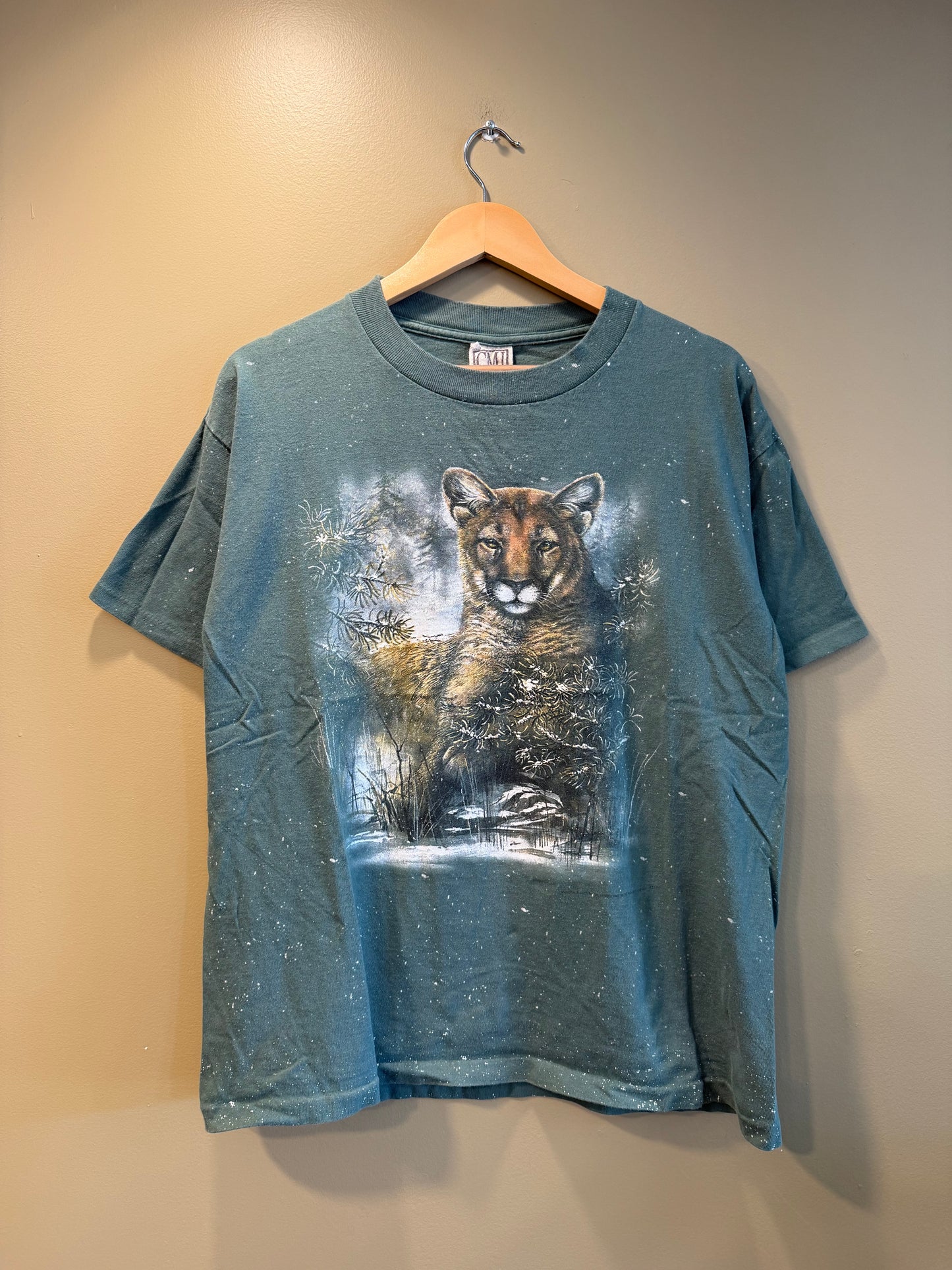 Vintage Mountain Lion Snow Green T-Shirt- L