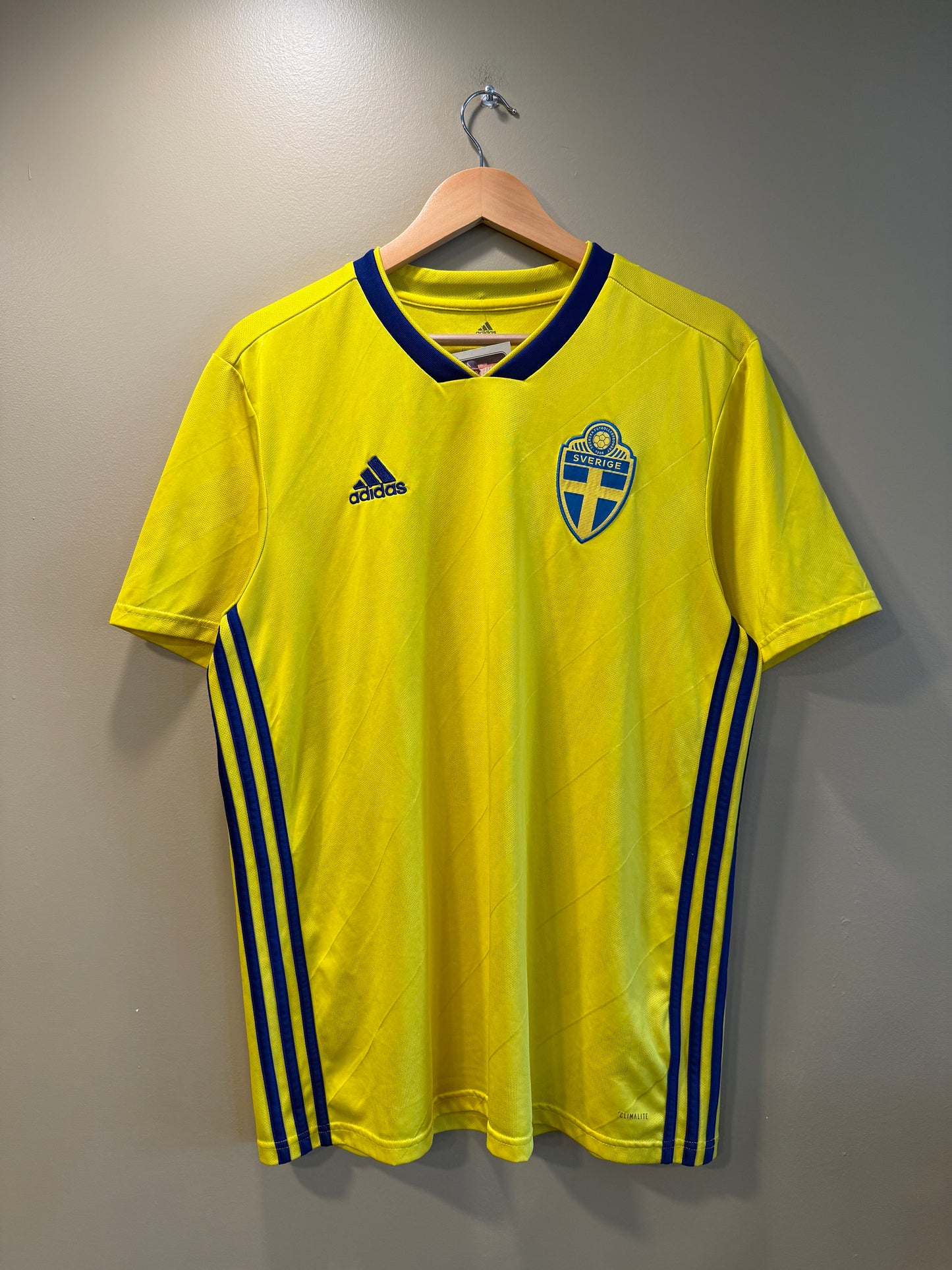 Vintage Sweden National Team Soccer Jersey- L