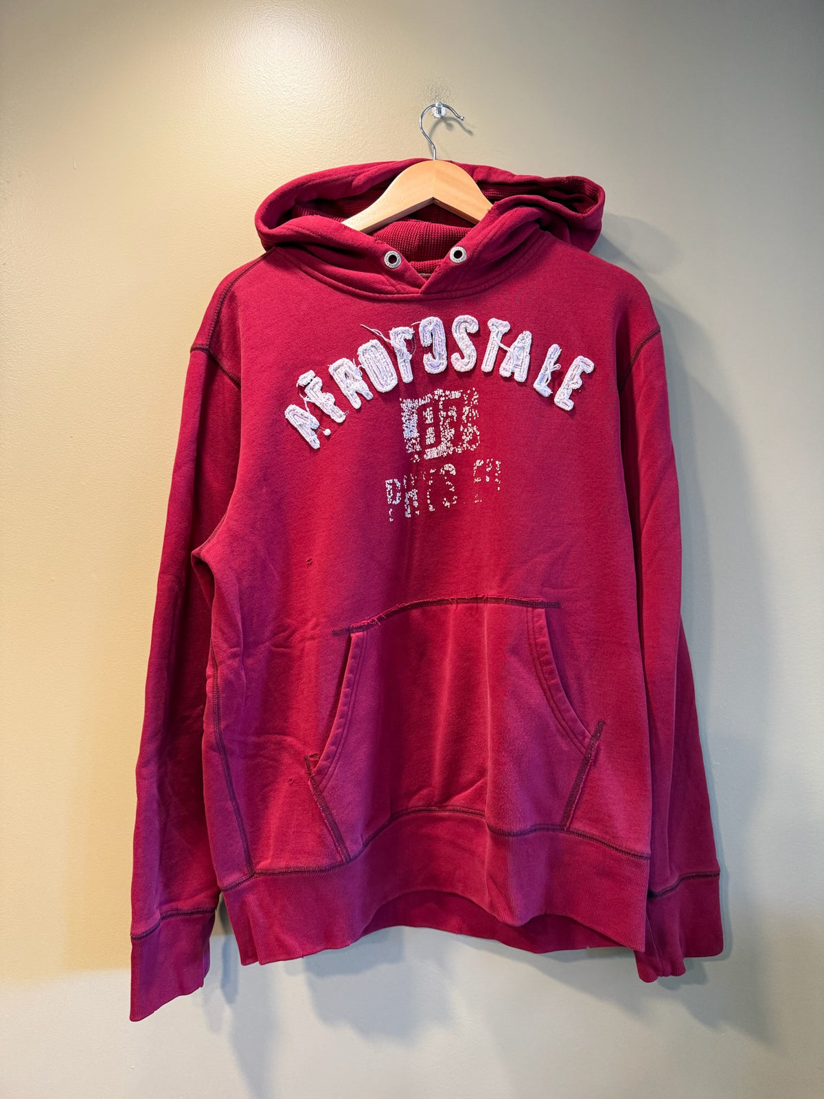 Vintage Y2K Aeropostale Red Hoodie Sweatshirt - L