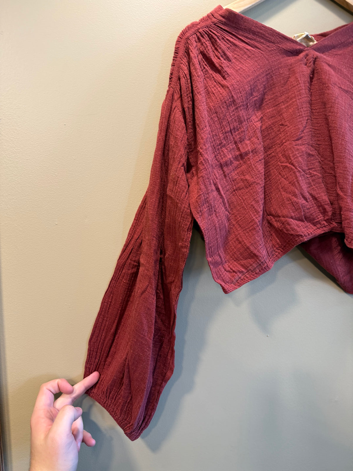 Vintage Women’s Dark Red Blouse Cropped Top- L
