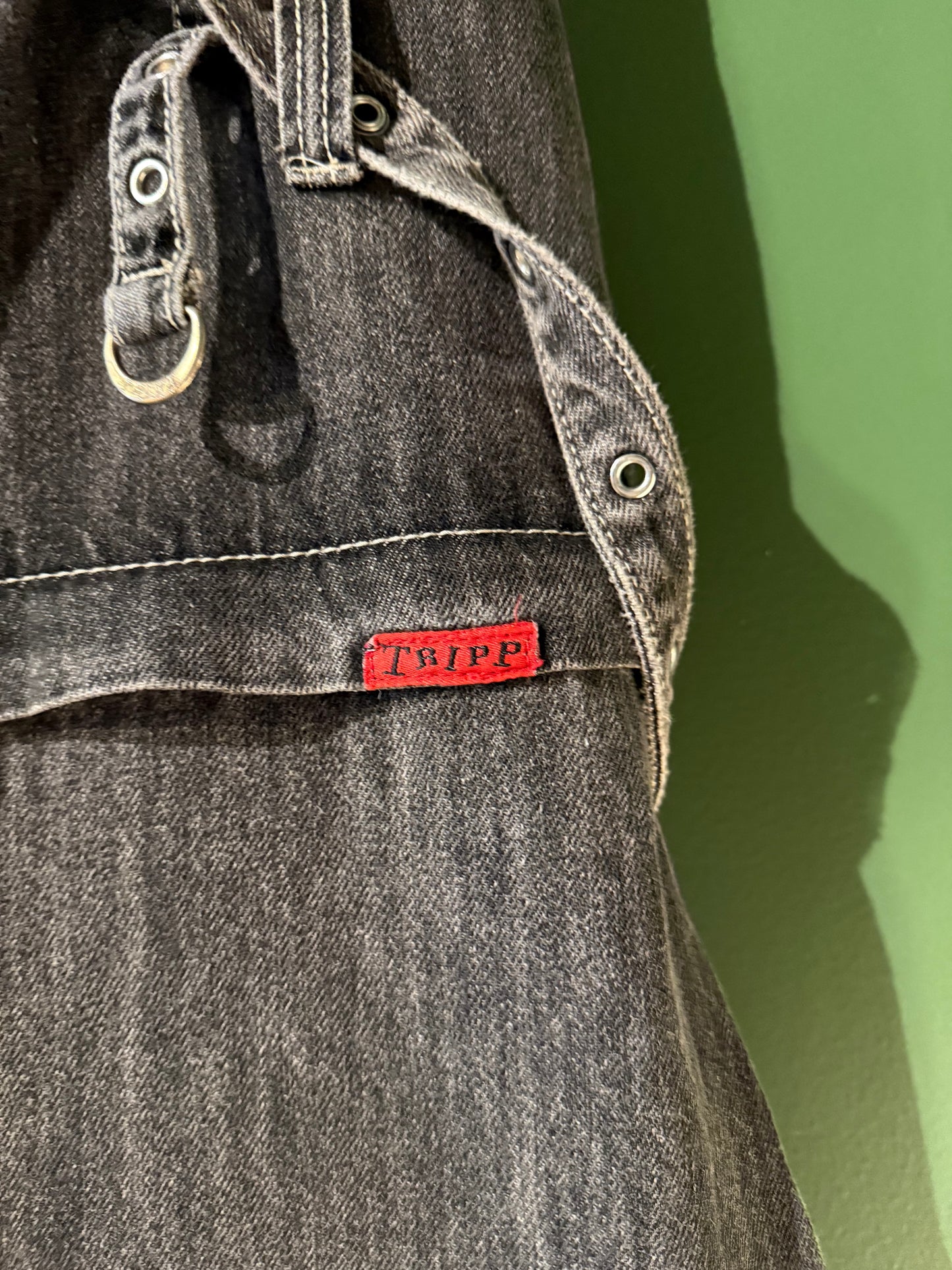 Vintage Y2K Tripp NYC 3-Length Zipped Black Skirt- 30