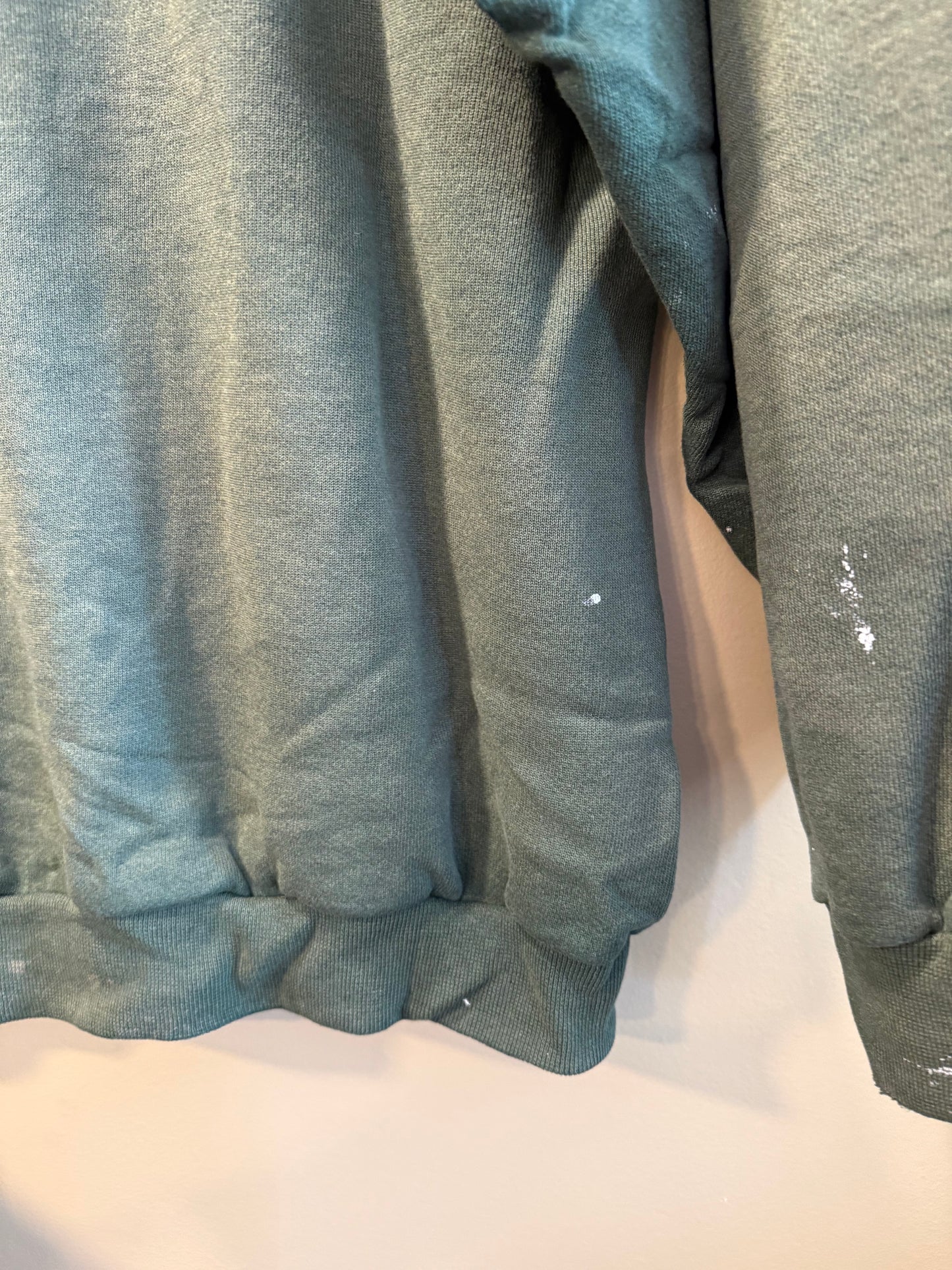 Vintage Buck Deer Nature Distressed Green Crewneck Sweatshirt- XL