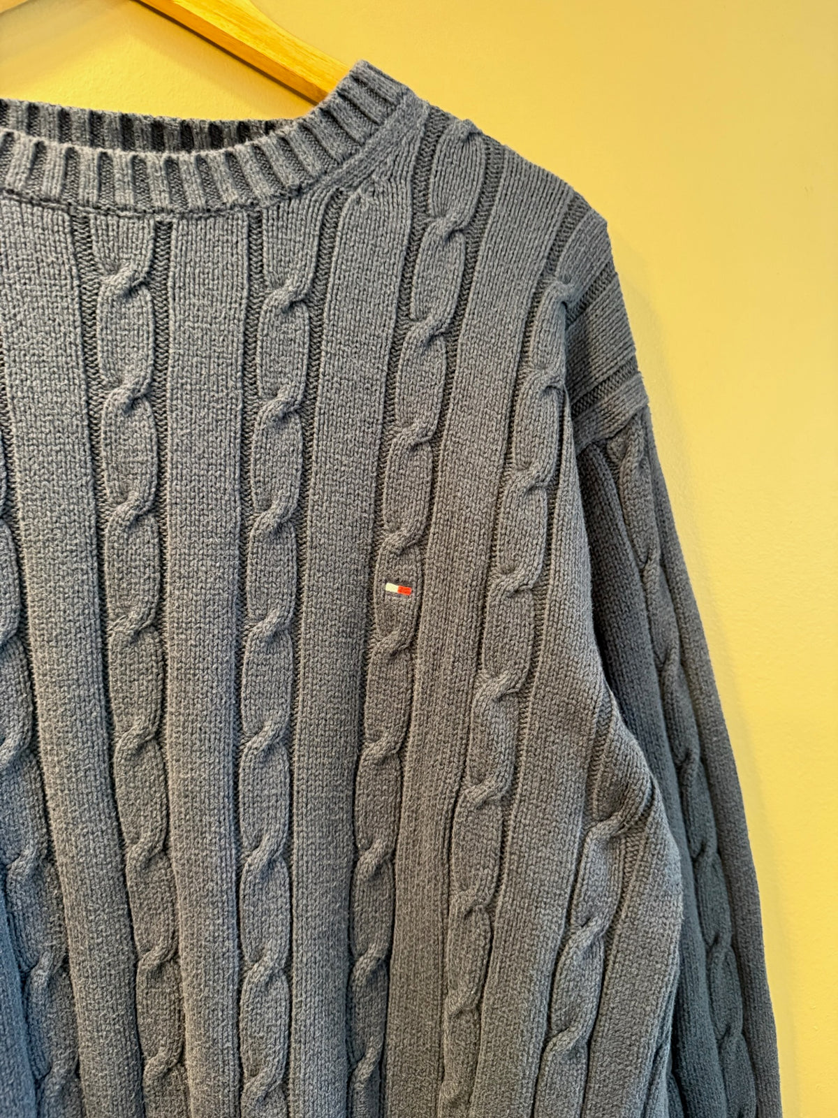 Vintage Tommy Hilfiger Cable Knit Sweater - L