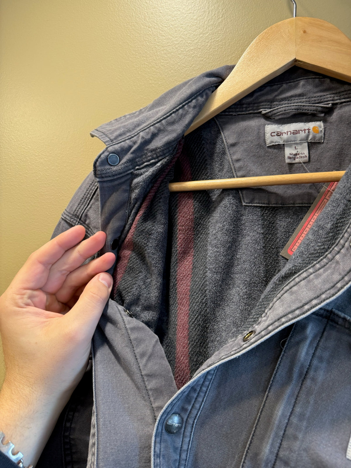 Vintage Carhartt Gray Canvas Flannel-Lined Button Up Shirt - L
