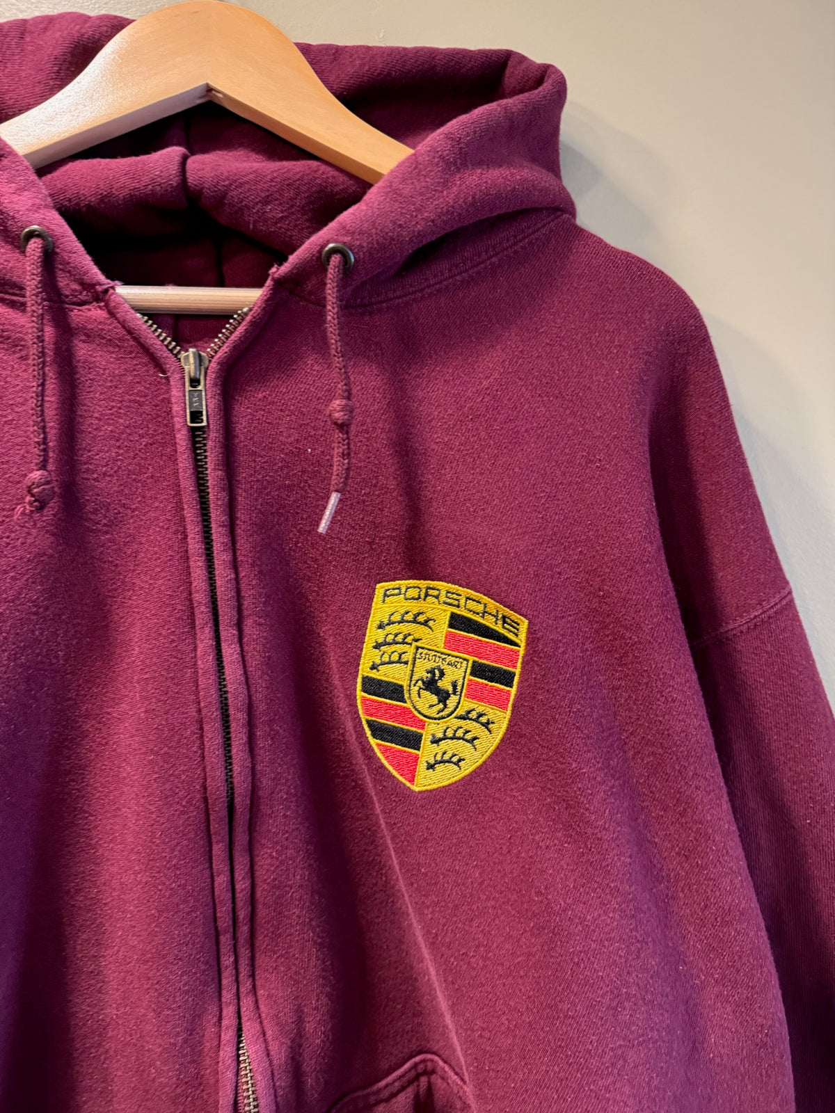 Vintage Porsche Badge Logo Maroon Red Zip-Up Hoodie Sweatshirt - XL