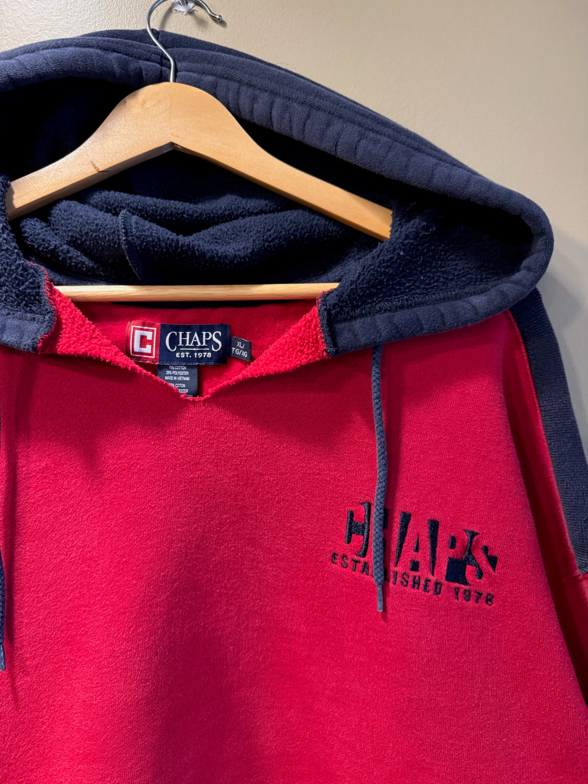 Vintage Chaps Red and Navy Hoodie Sweatshirt - XL