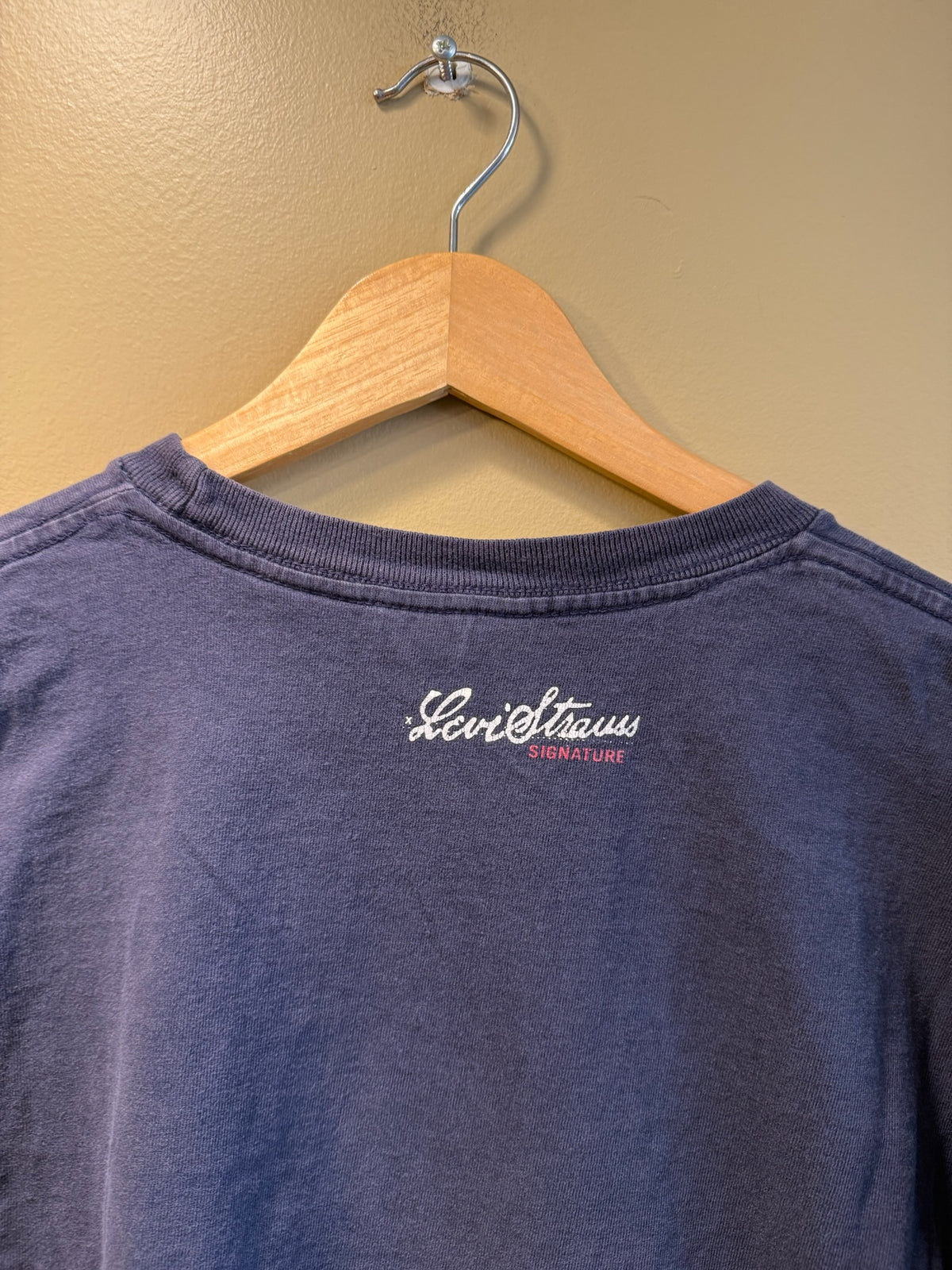 Vintage Levi Strauss Signature Red American Flag T-Shirt - XL