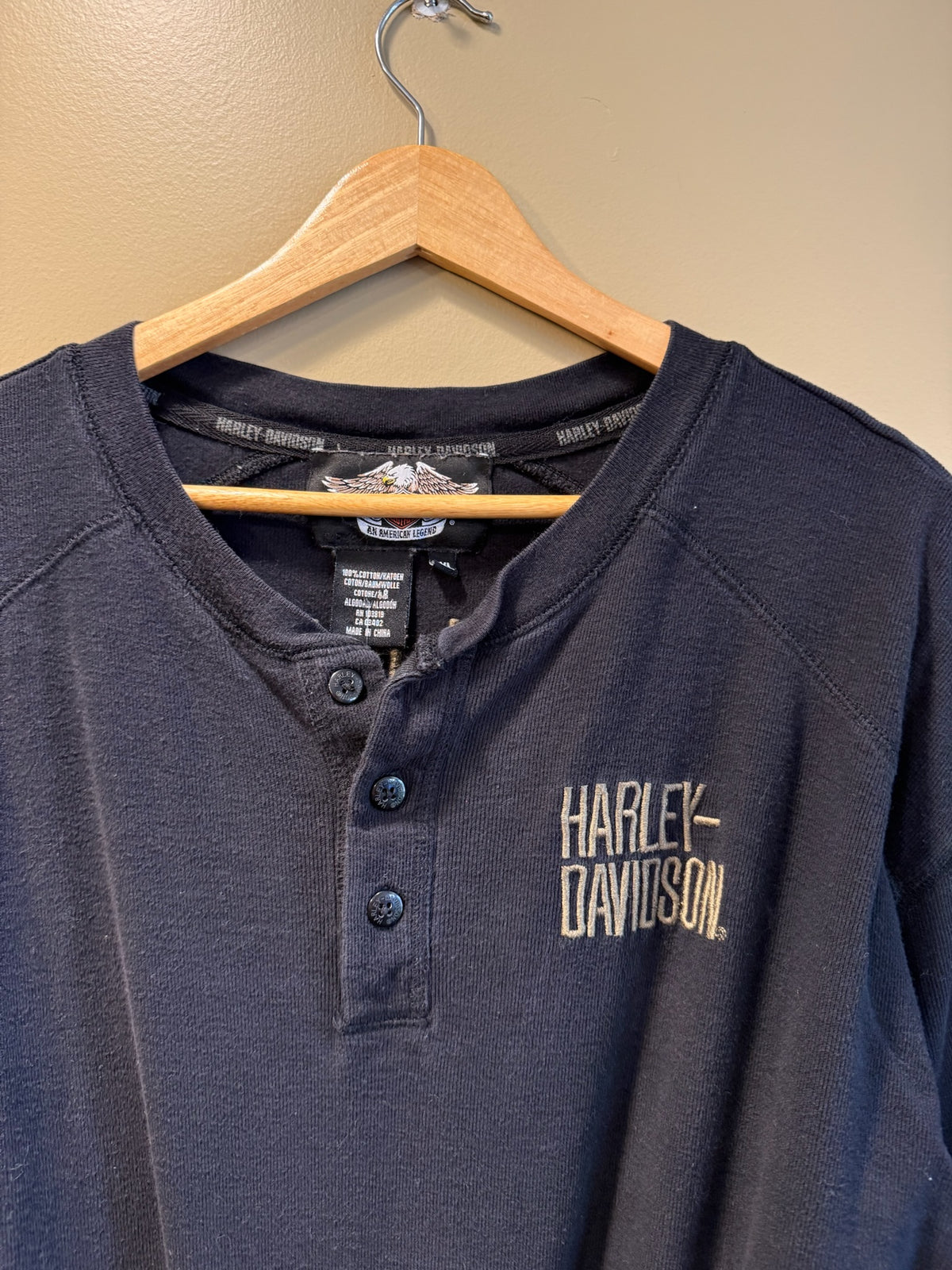 Vintage Harley Davidson Embroidered Henley T-Shirt - XXL