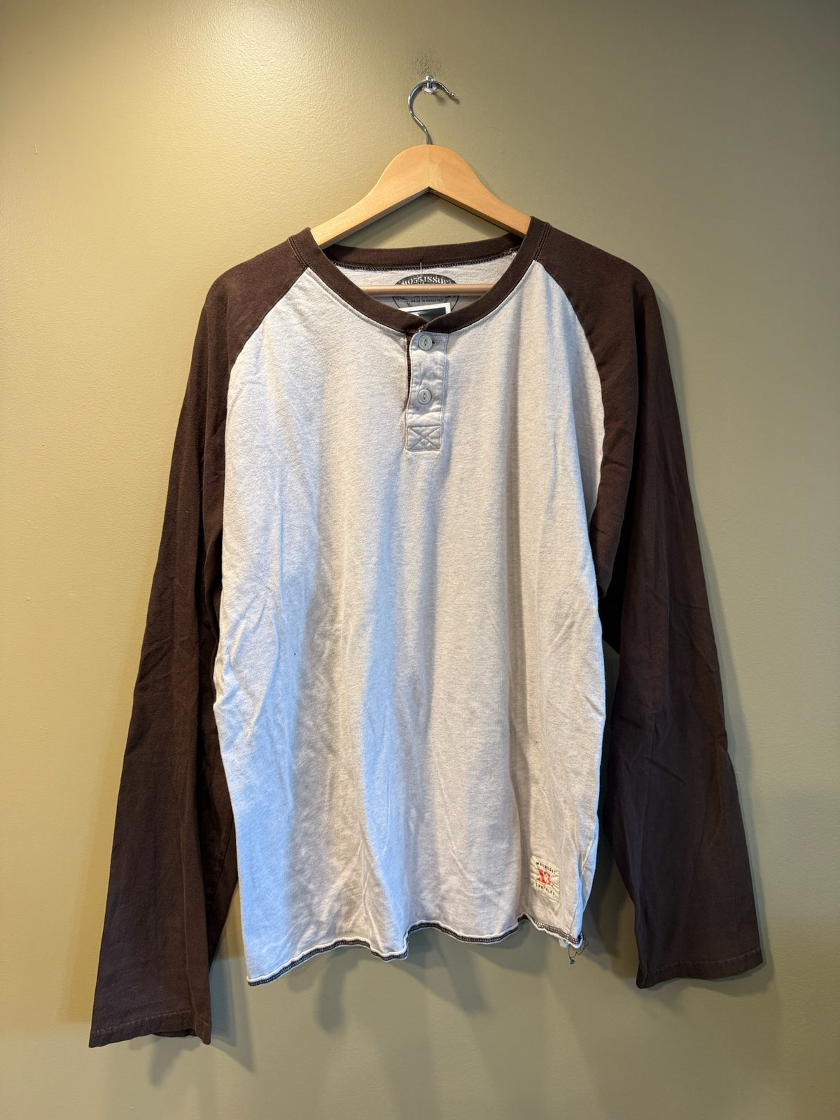 Vintage Mo55 Issue Long Sleeve Brown Henley Tee Shirt - XL